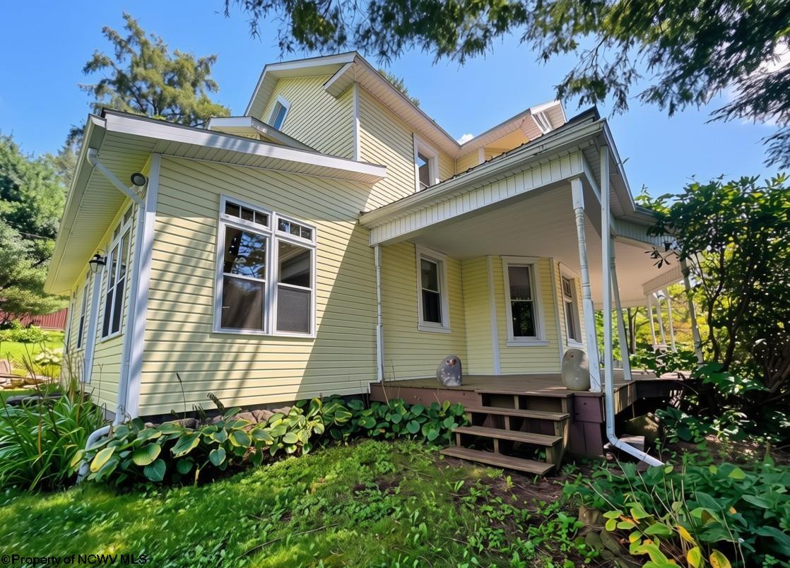 604 W High Street — photo