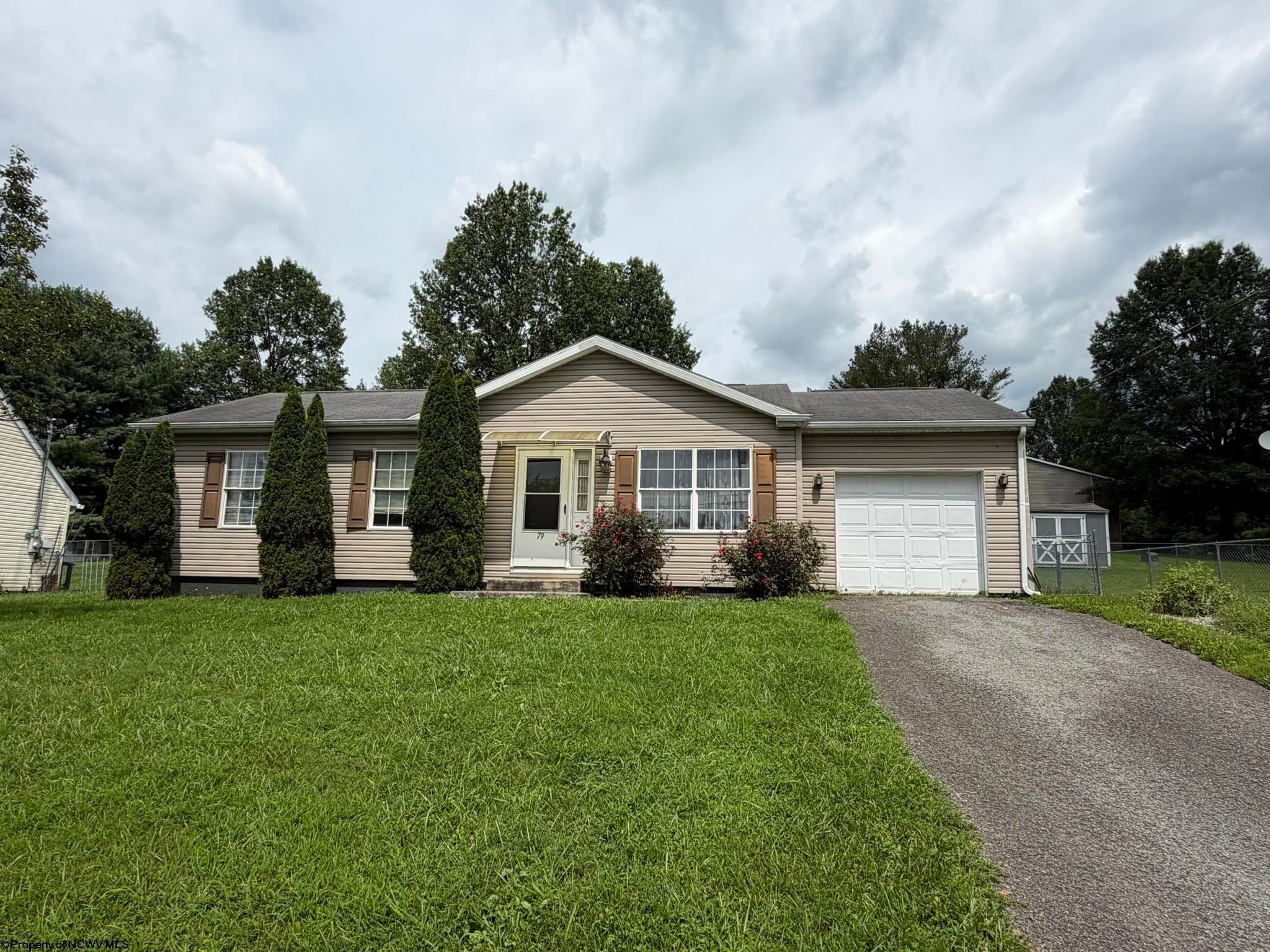 79 Fairfax Drive — photo