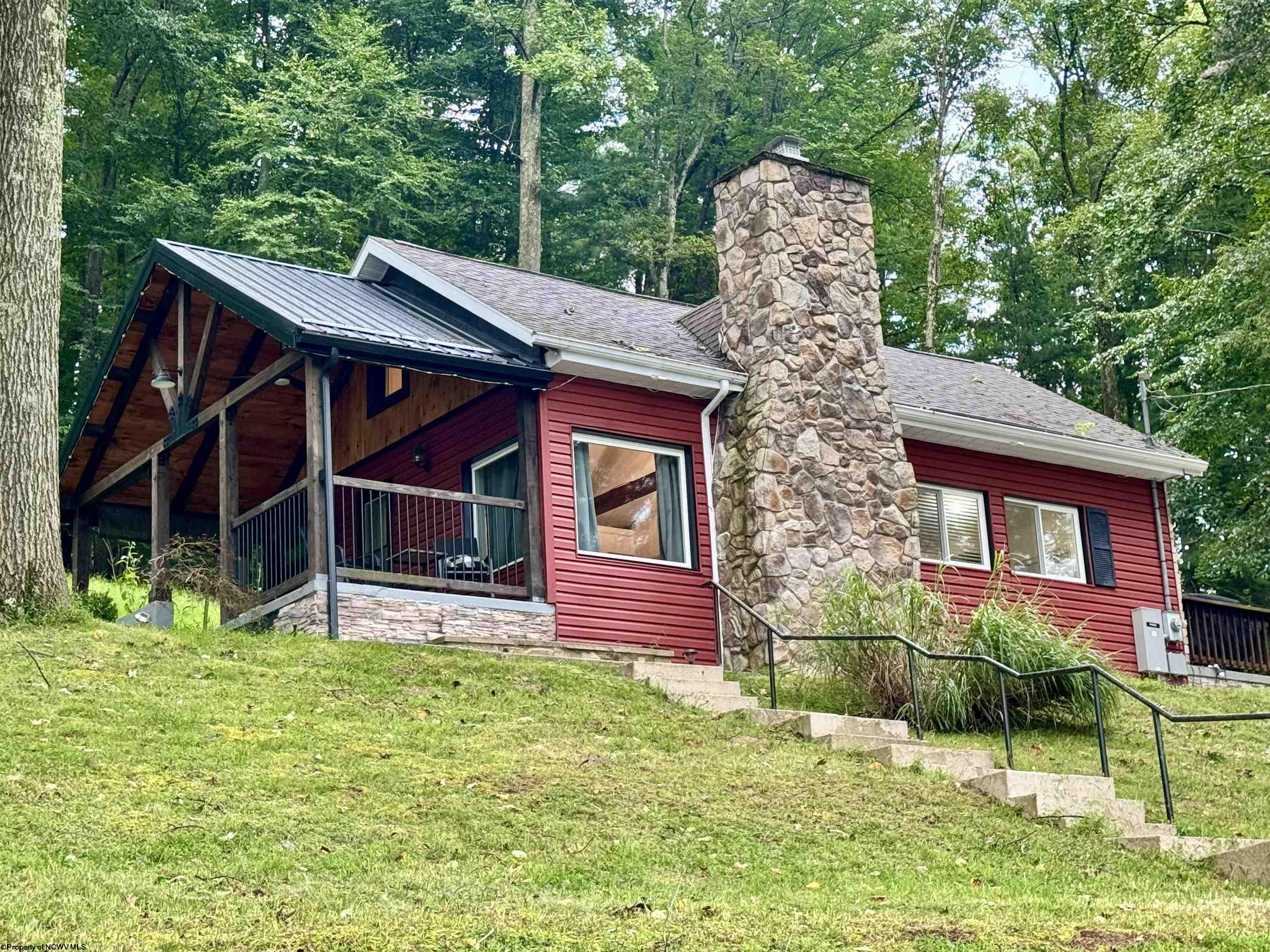 627 Valley Falls Road — photo