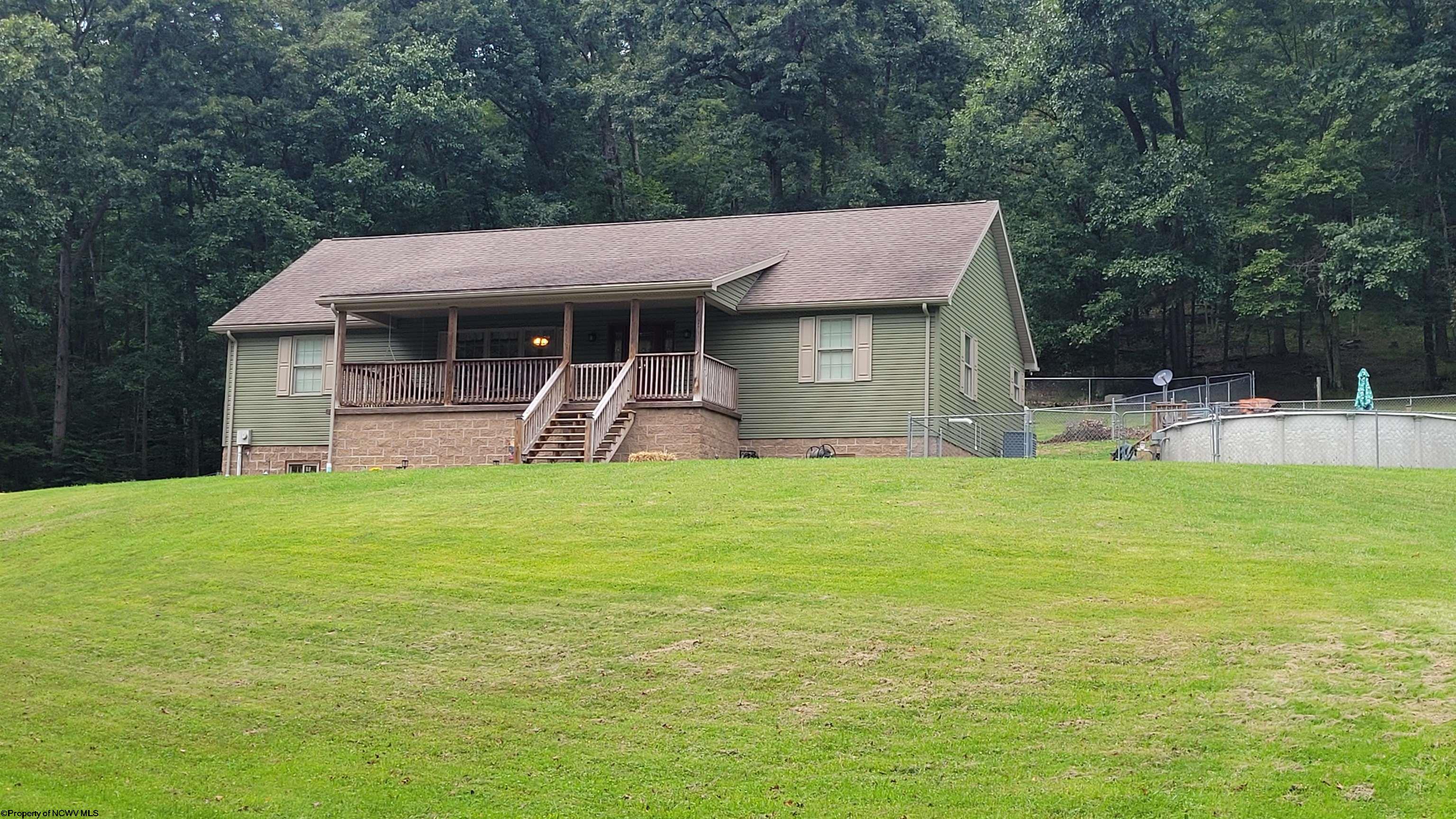 1891 Pricketts Creek Road — photo