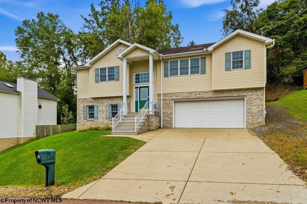 828 Bishop Drive — photo