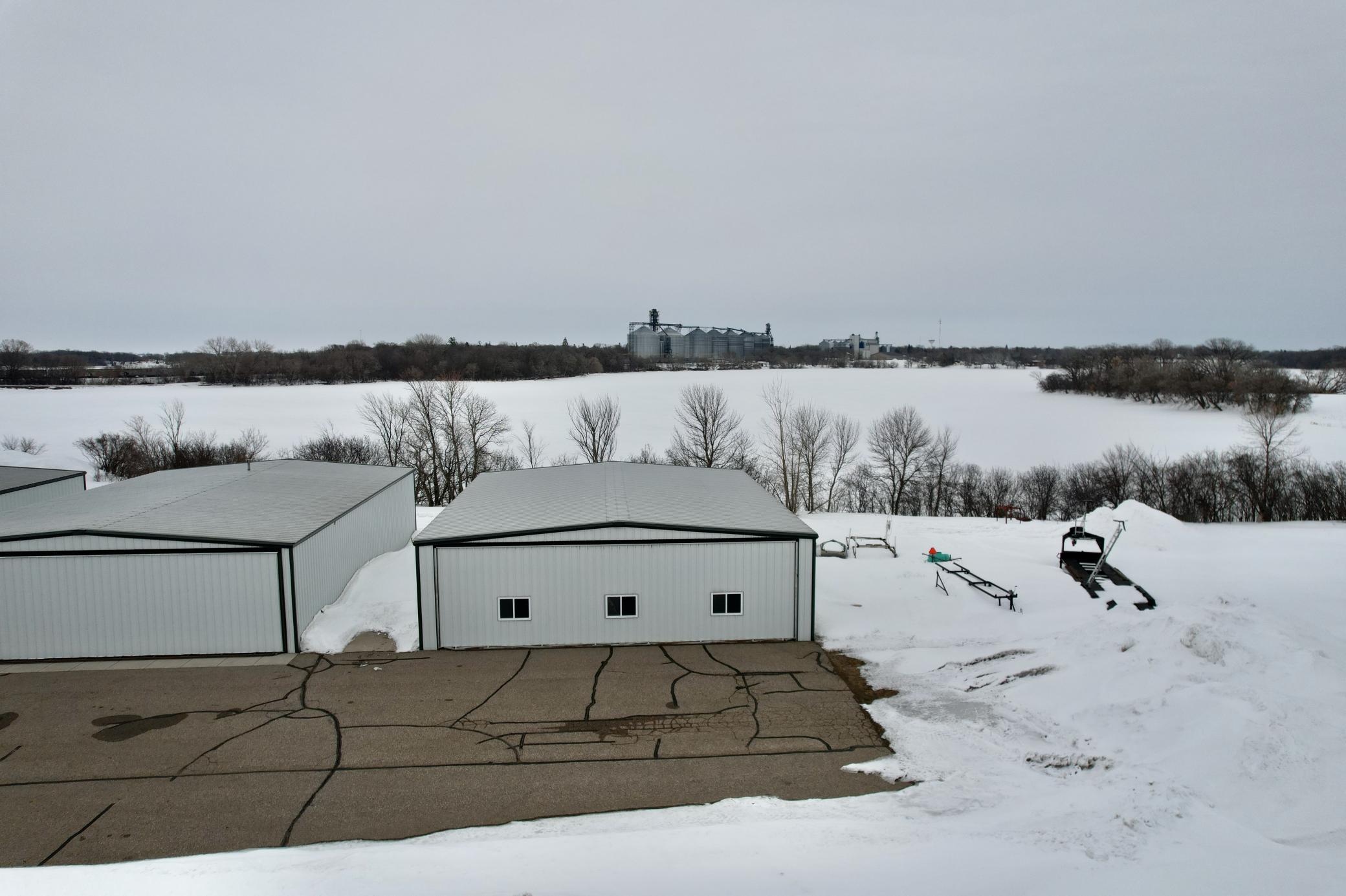 1111 2nd Street SW Hangar 3 — photo