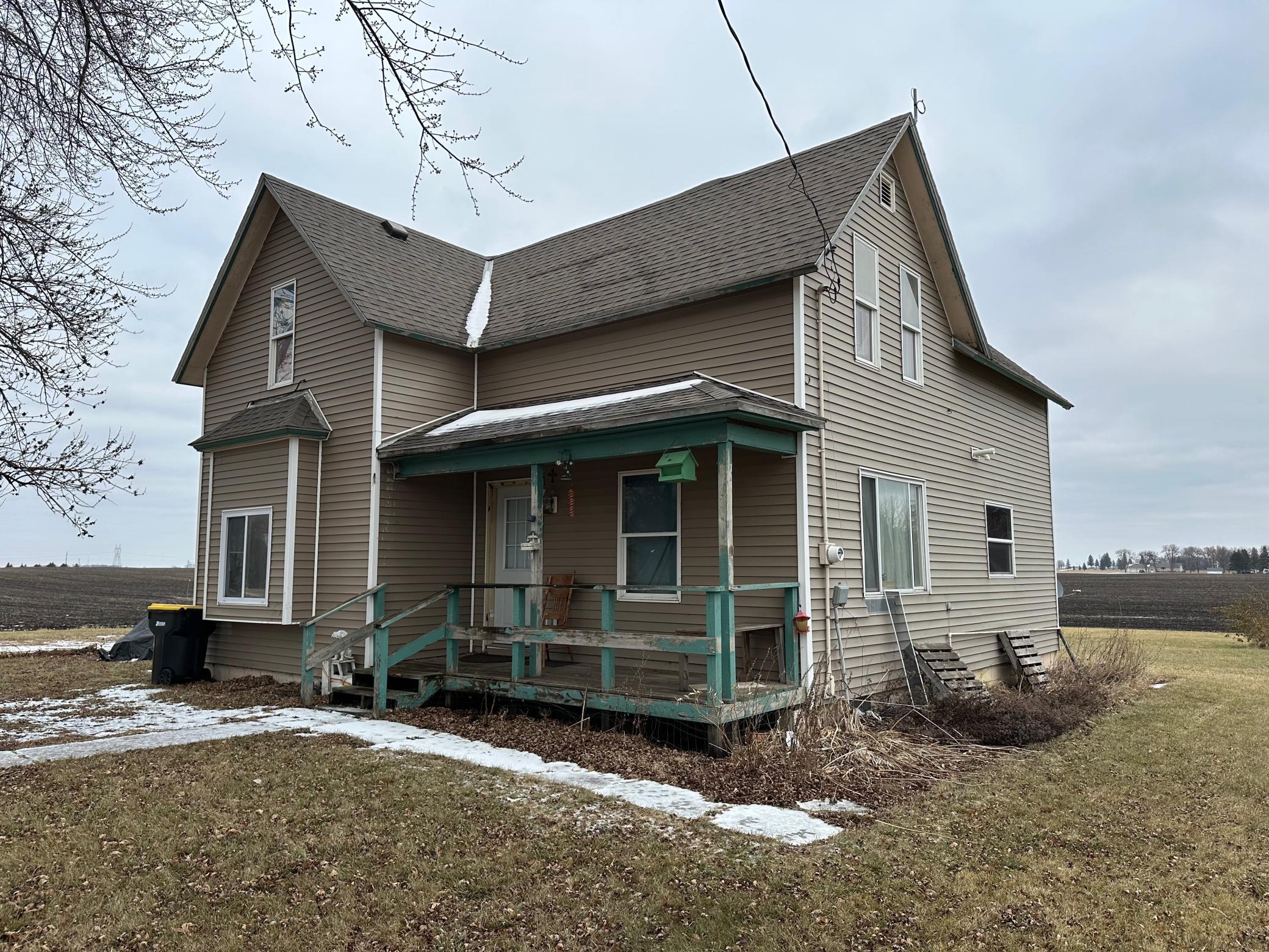 807 County Road 6 — photo