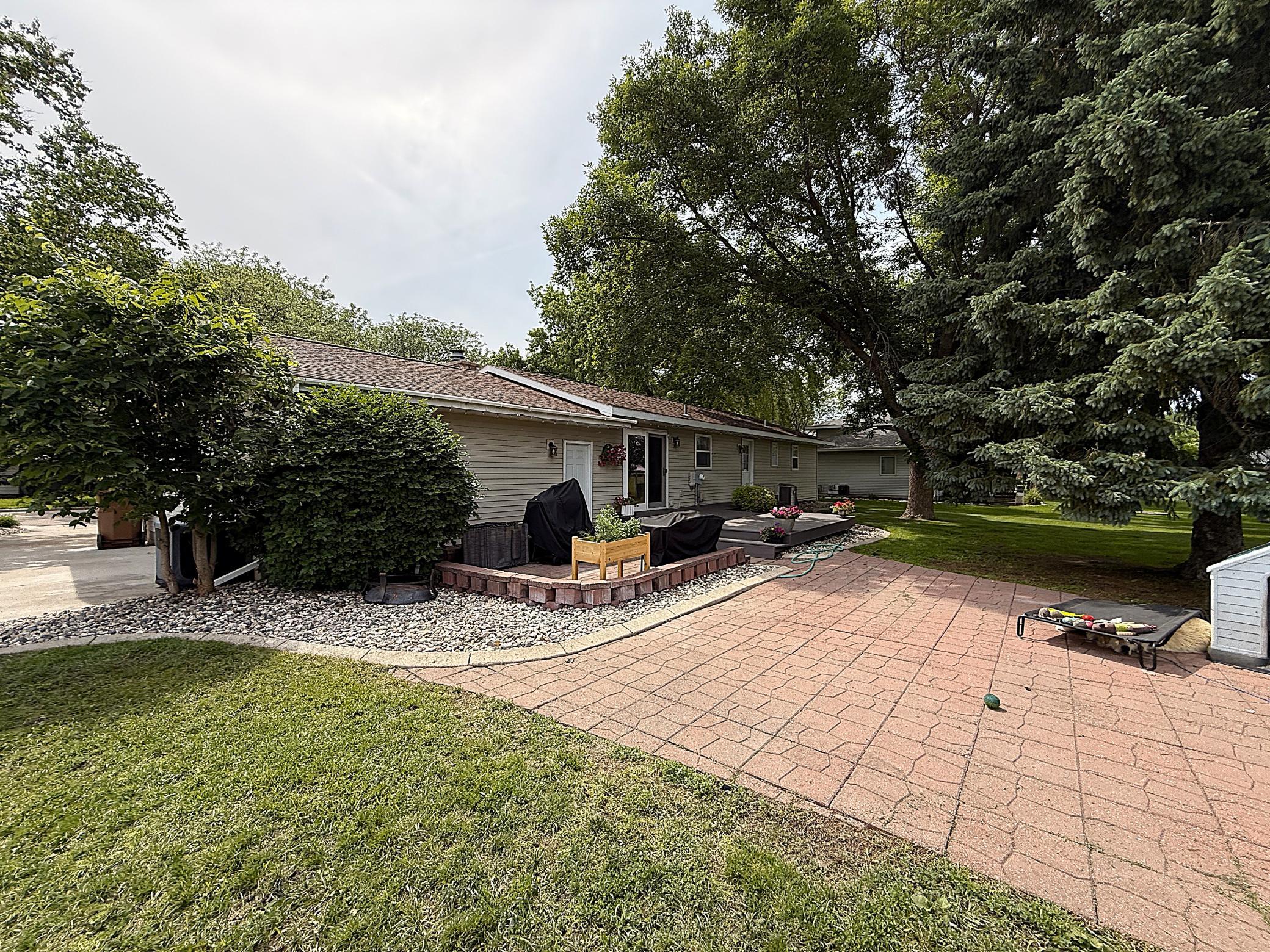 112 Orchard Circle — photo