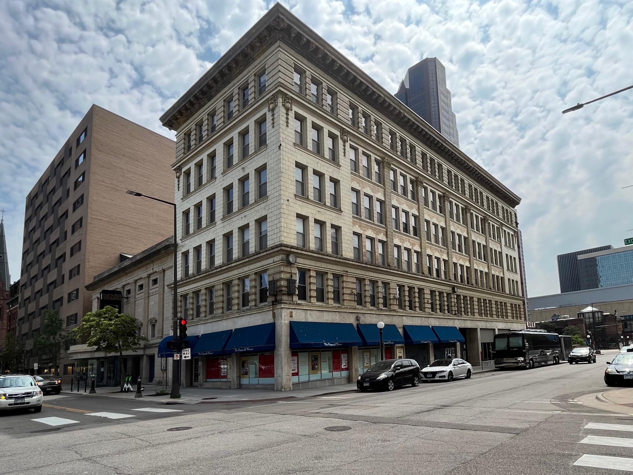 488 Wabasha Street N 201 — photo