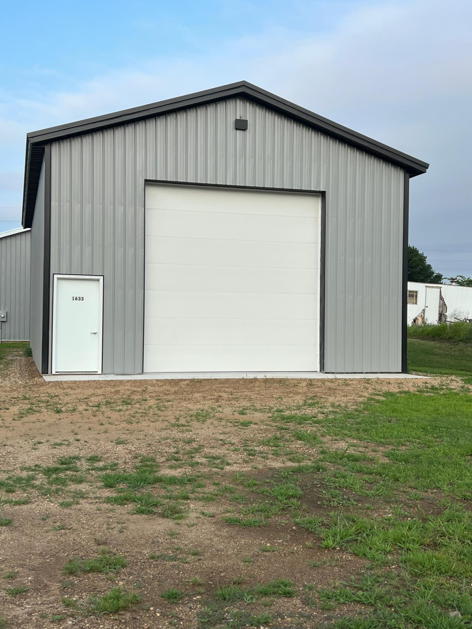 1633 N Hwy 59 — photo