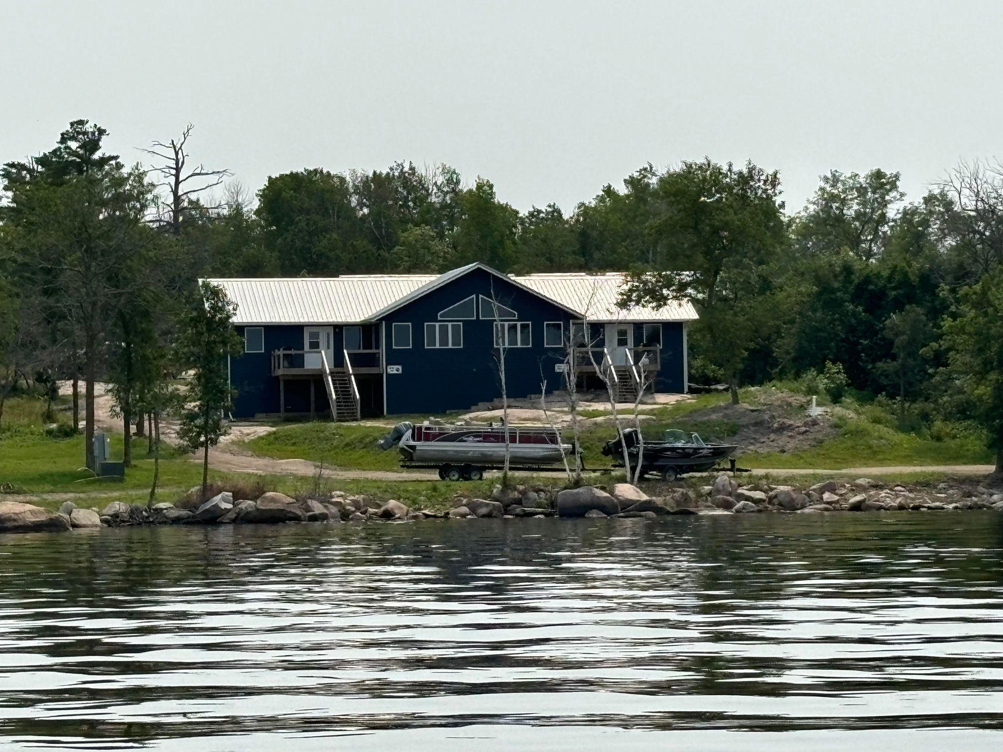 3178 Flag Island — photo