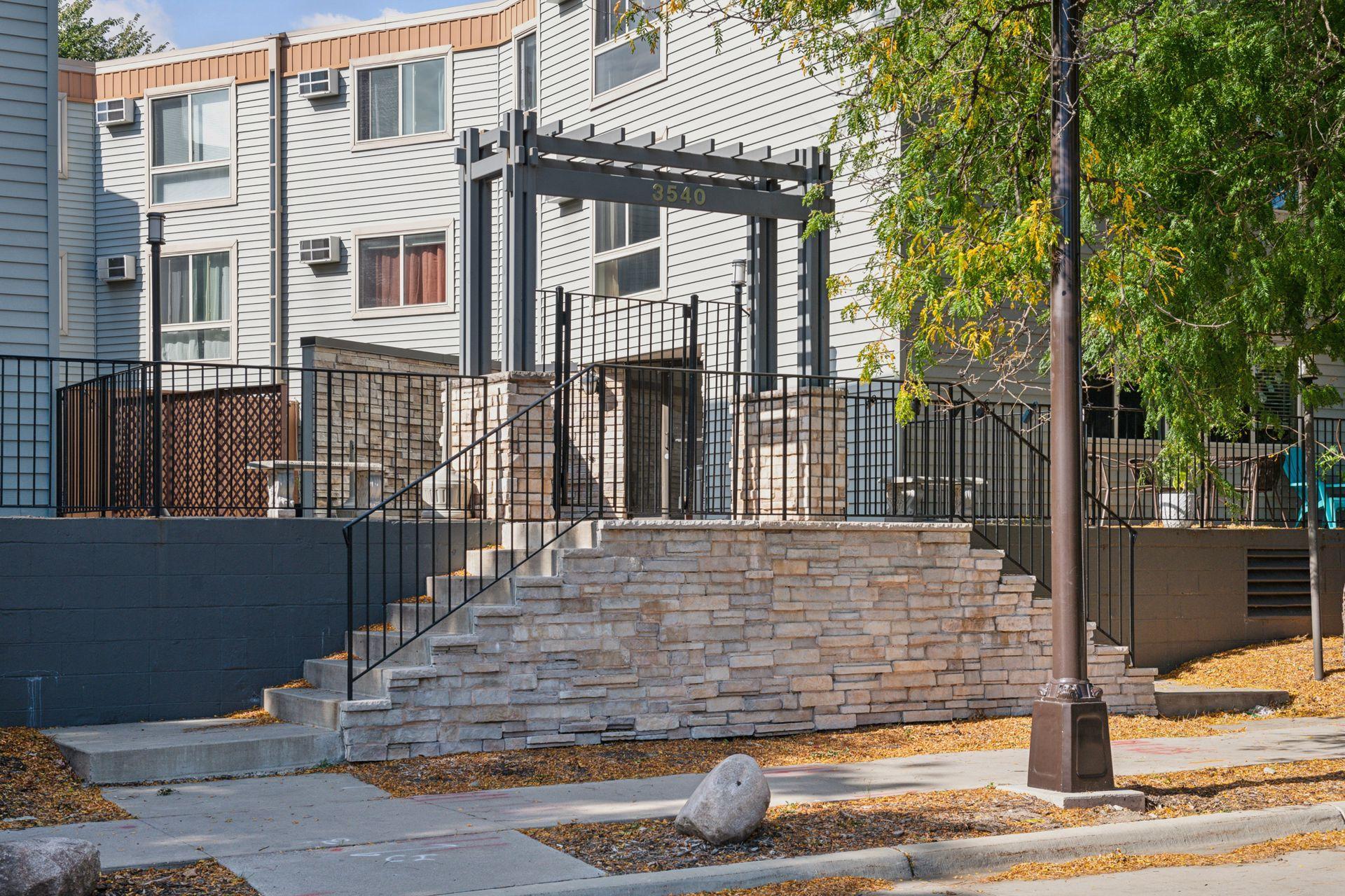 3540 Hennepin Avenue 316 — photo