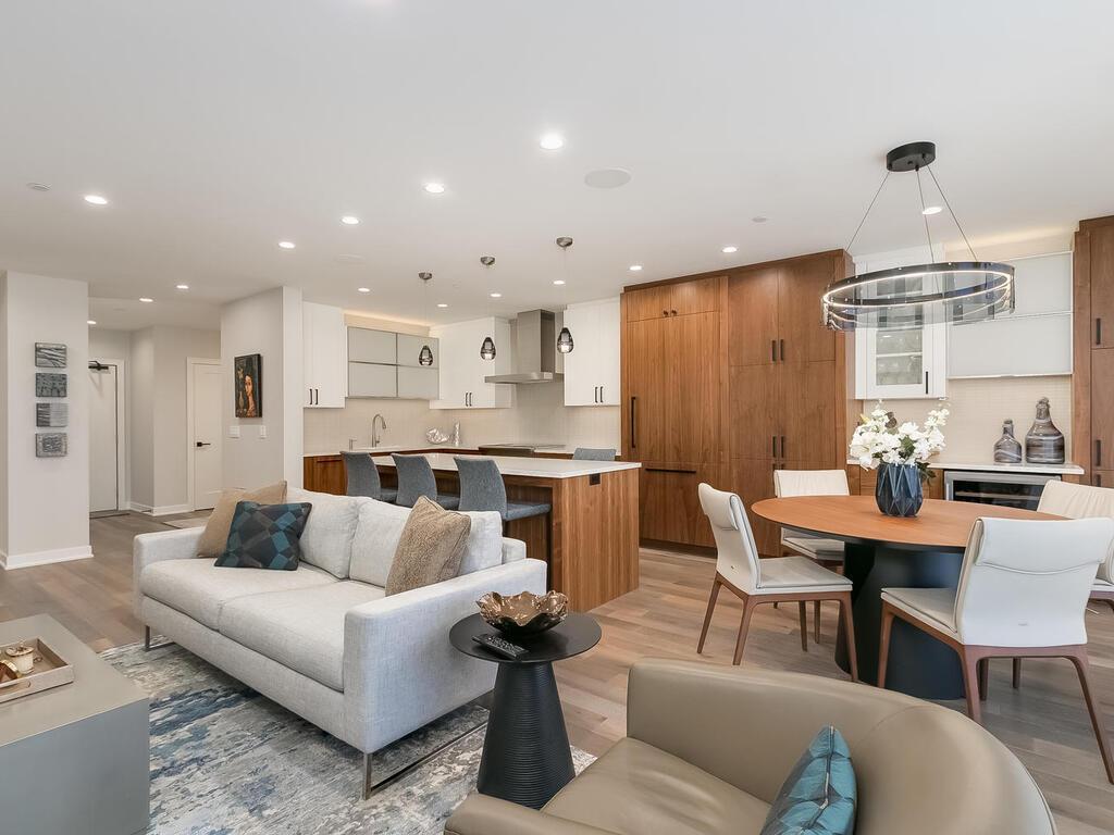 1201 Yale Place 1107 — photo