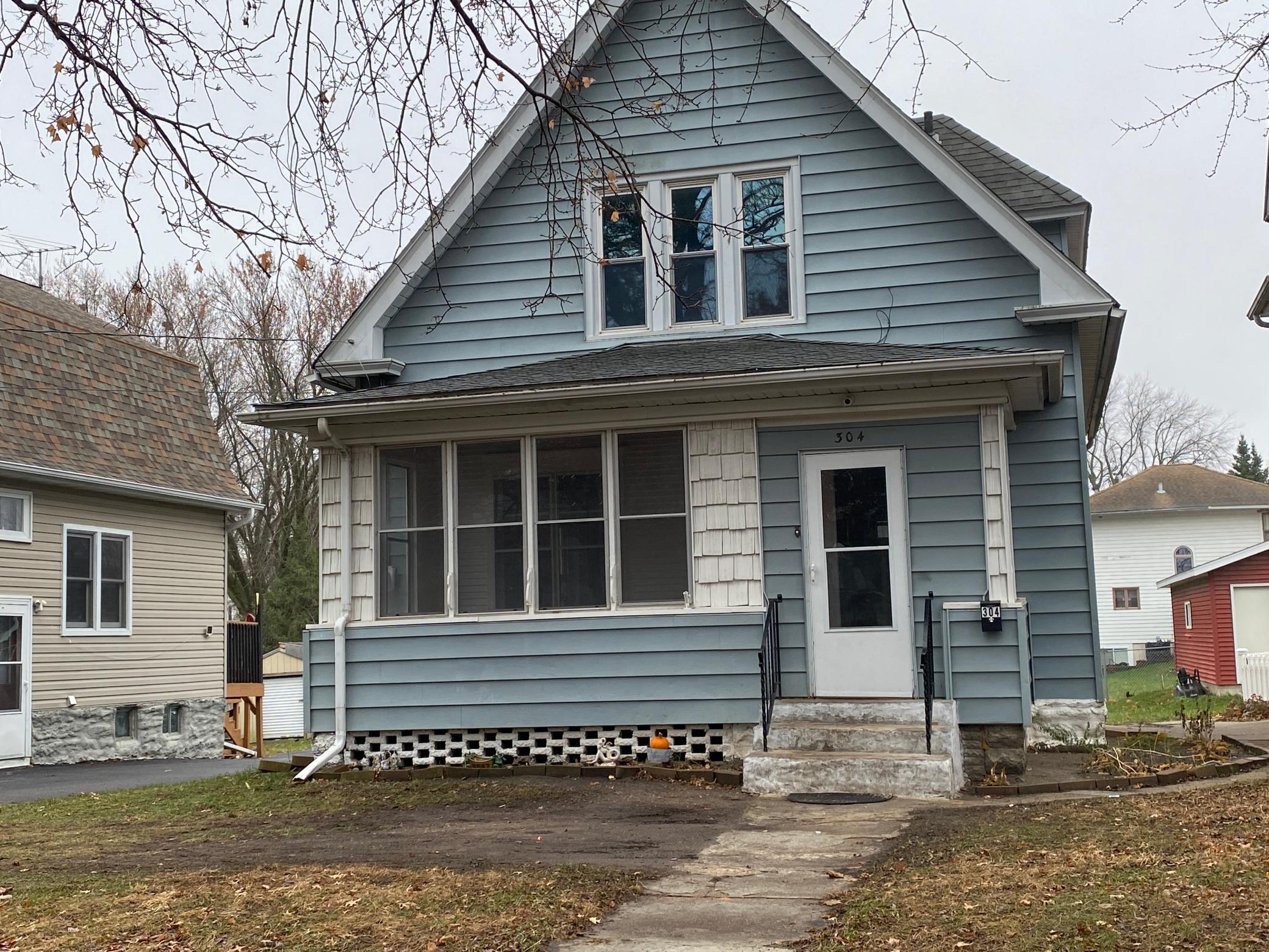 304 E 3rd Street — photo