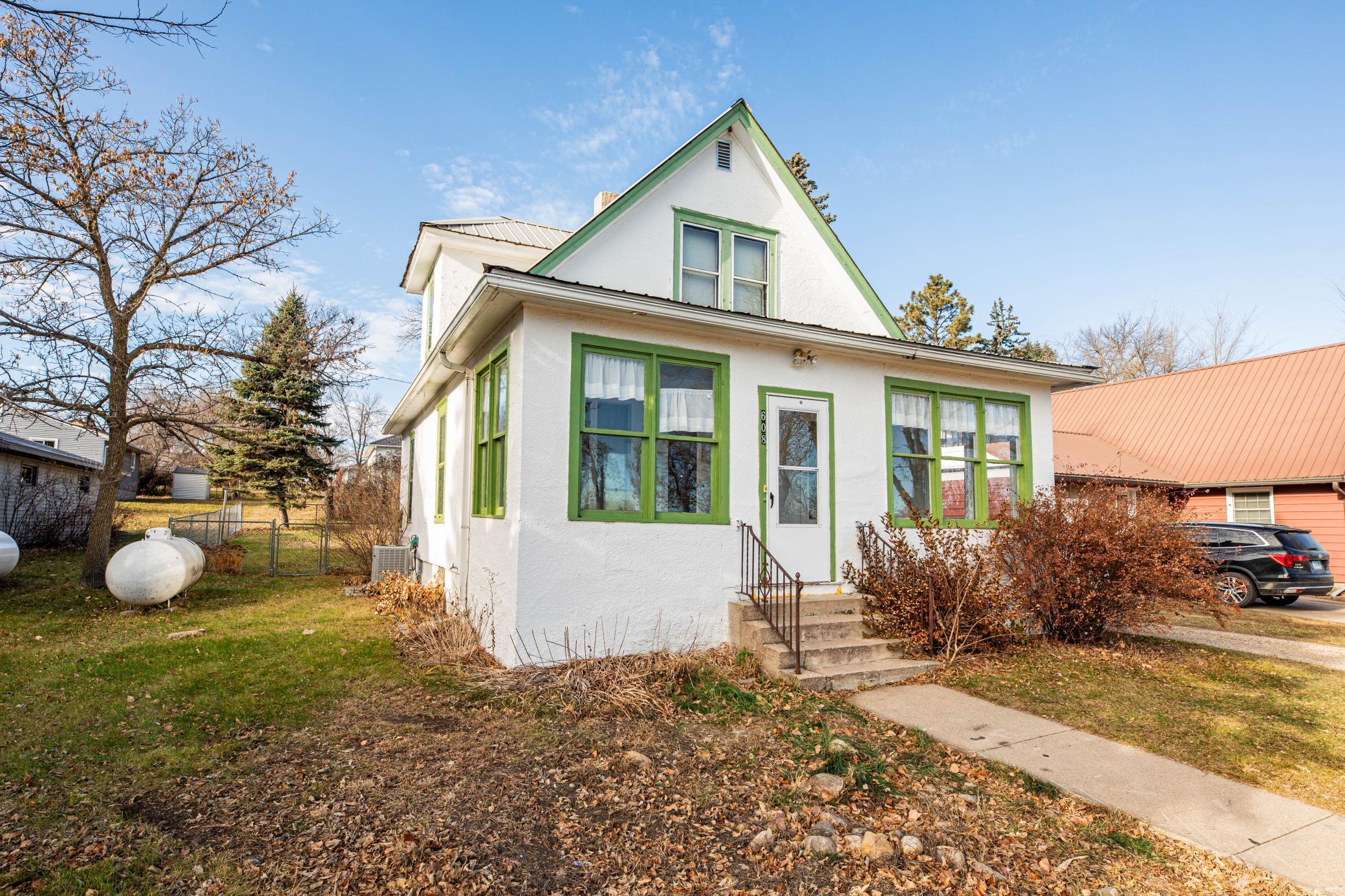 608 Ash Street — photo