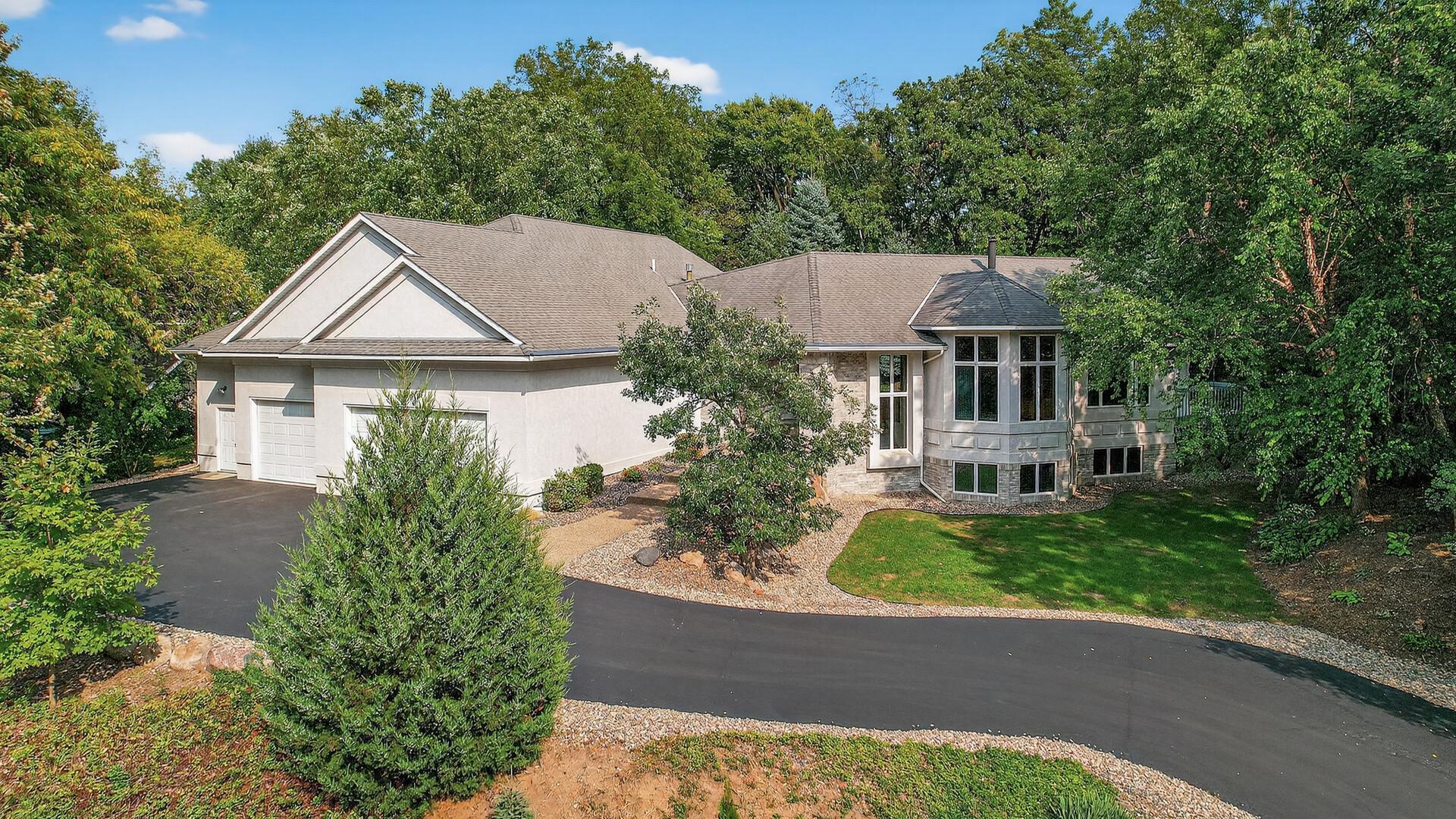 2520 Arbor Court — photo