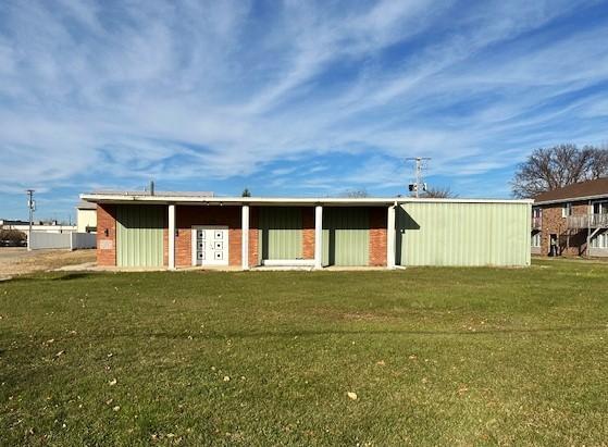 1403 Black Oak Avenue — photo