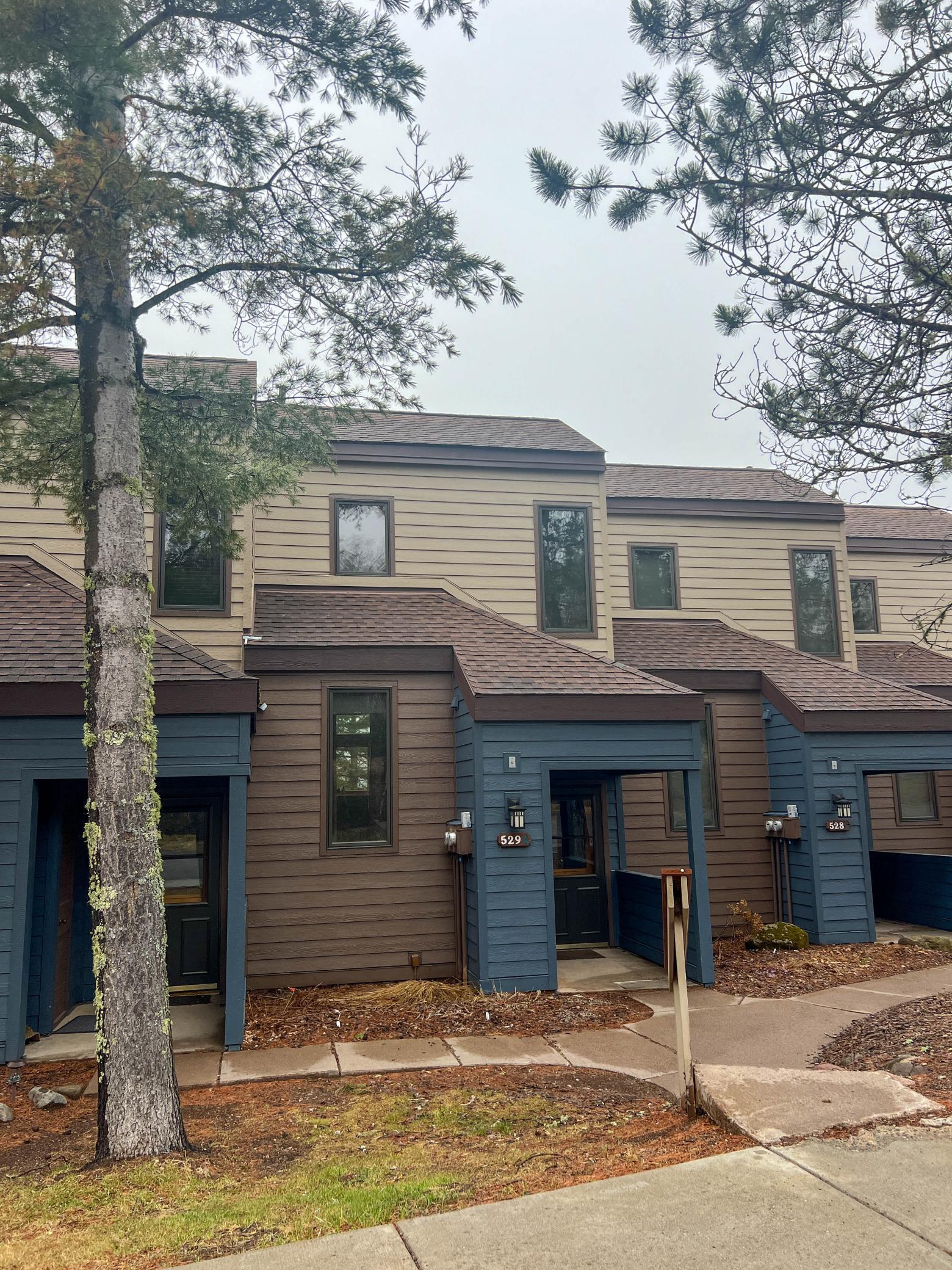 529 Moose Mountain Drive — photo