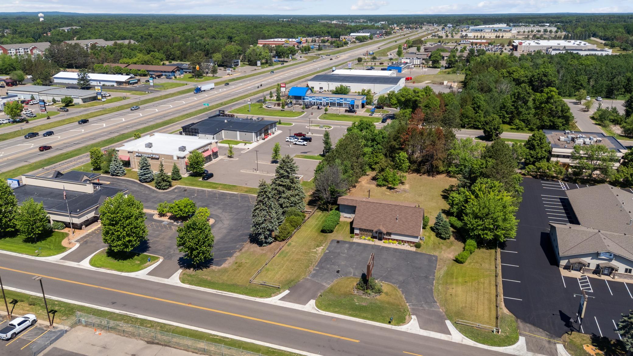 7590 Design Road — photo