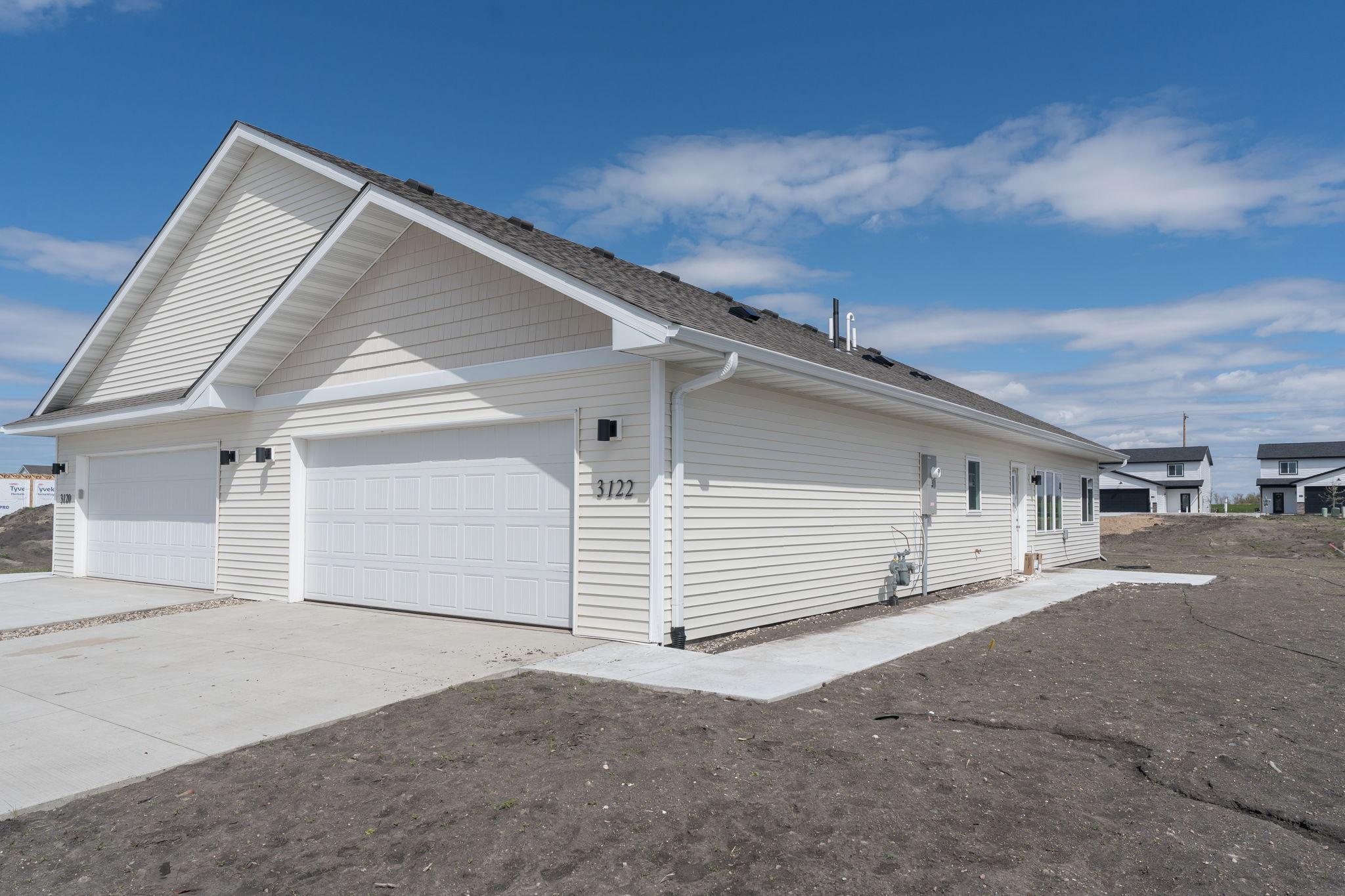 3122 Noble Drive — photo