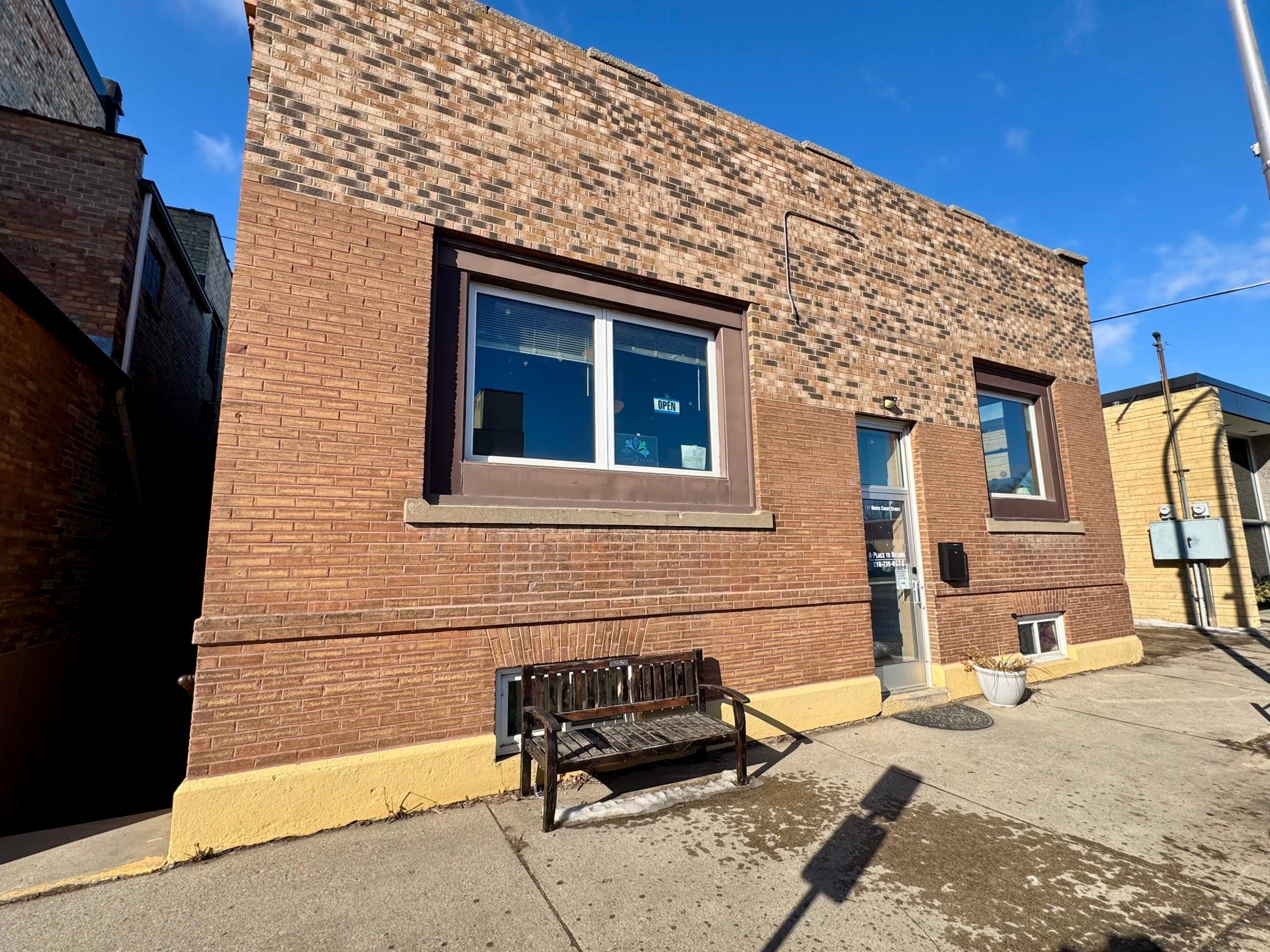 109 N Court Street — photo