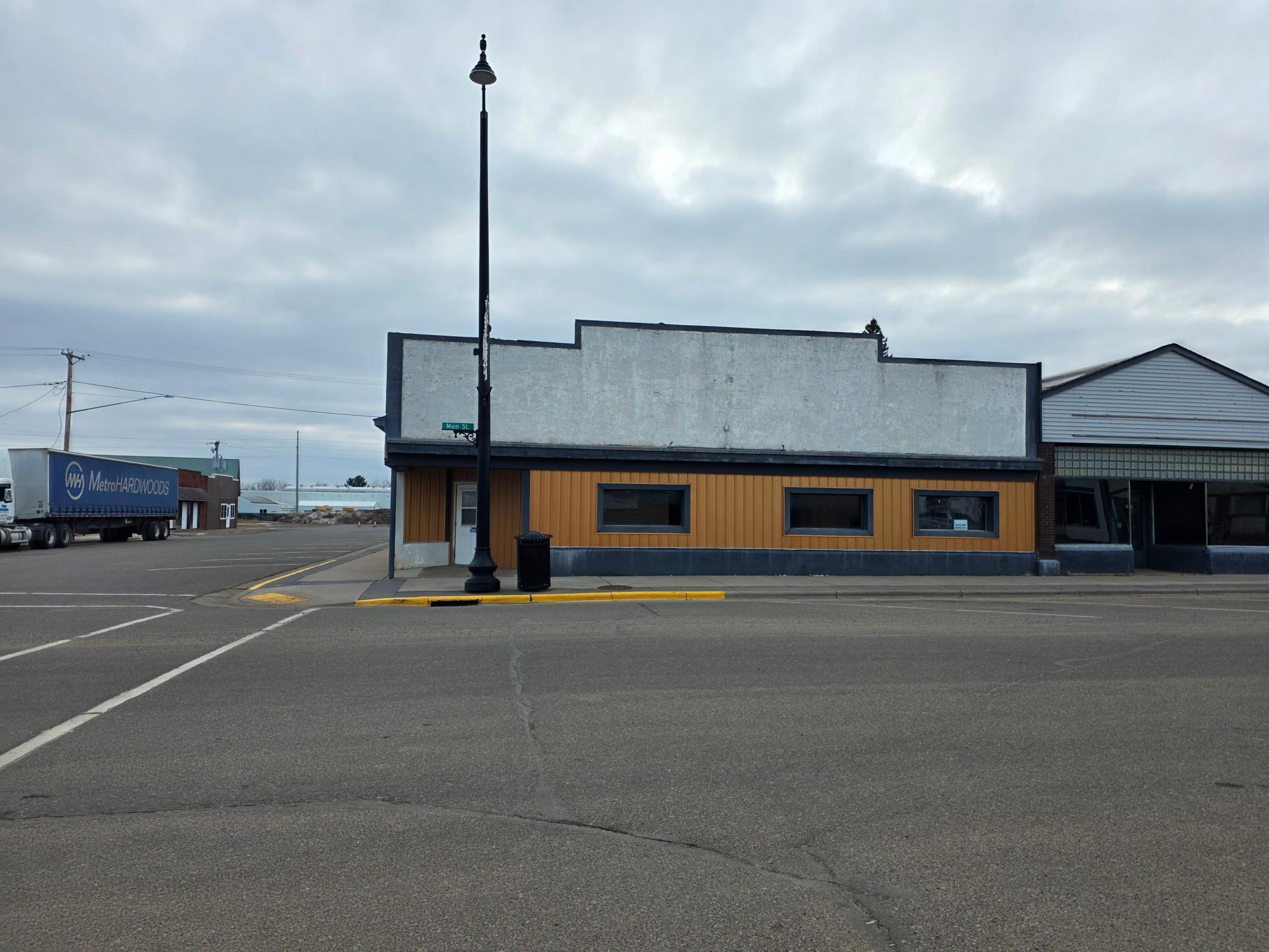 131 S Main Street — photo