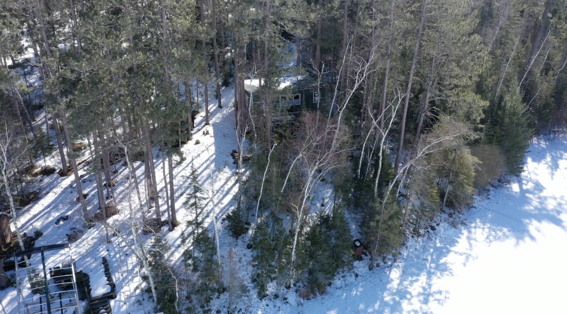 3031 Black Bay Road — photo