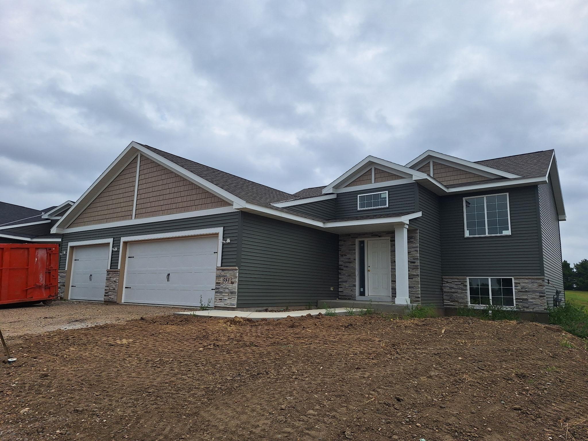 581 Sienna Drive — photo