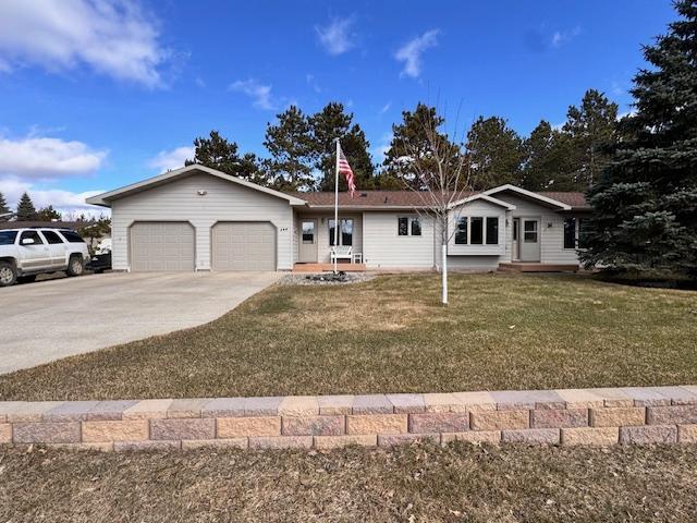 608 Forest View Avenue — photo