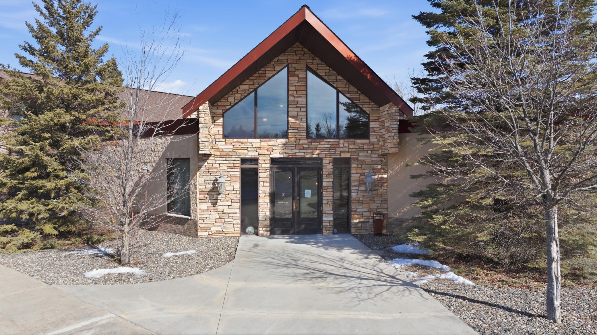 16730 US 2 — photo