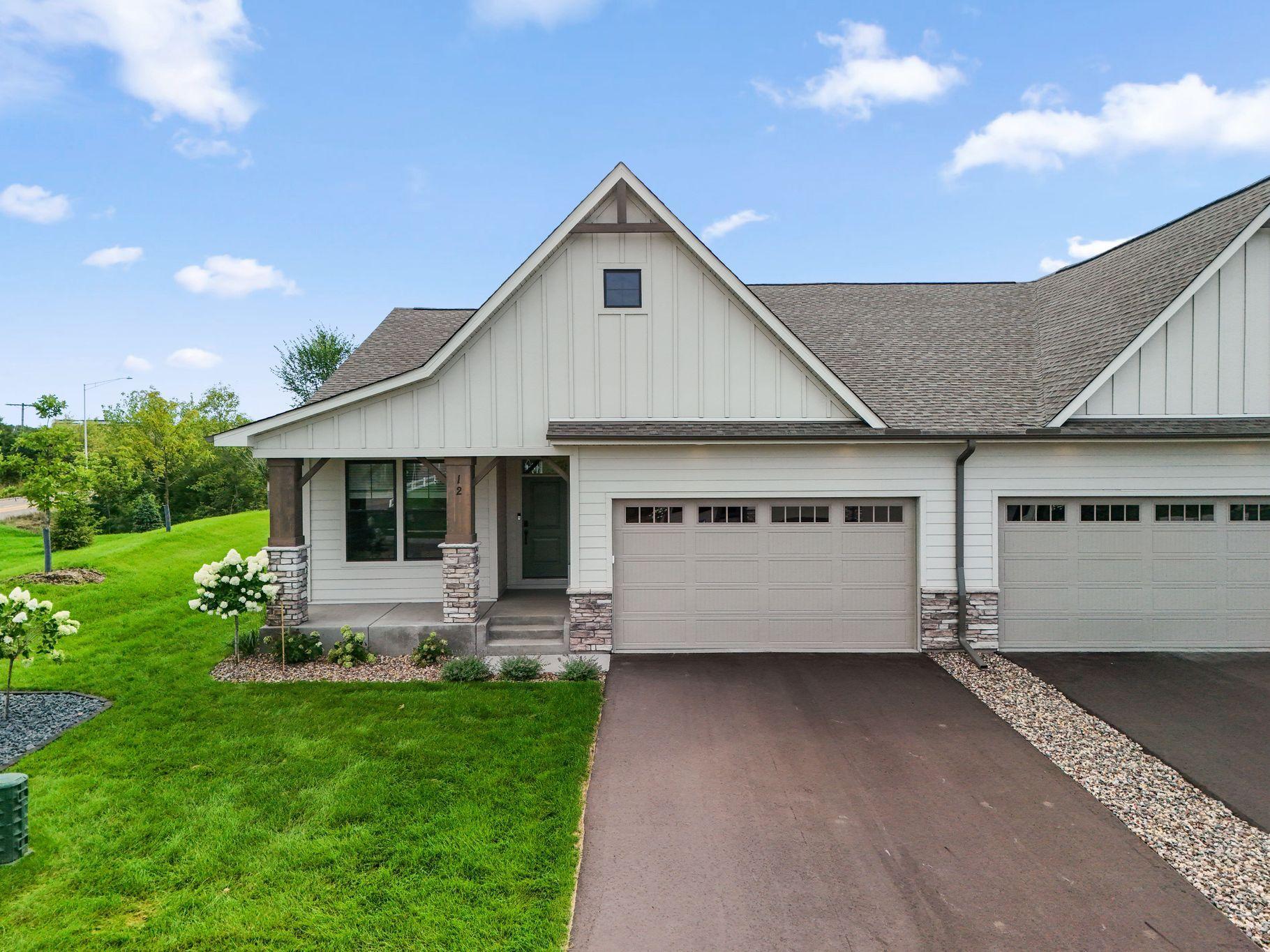 12 Palomino Court — photo