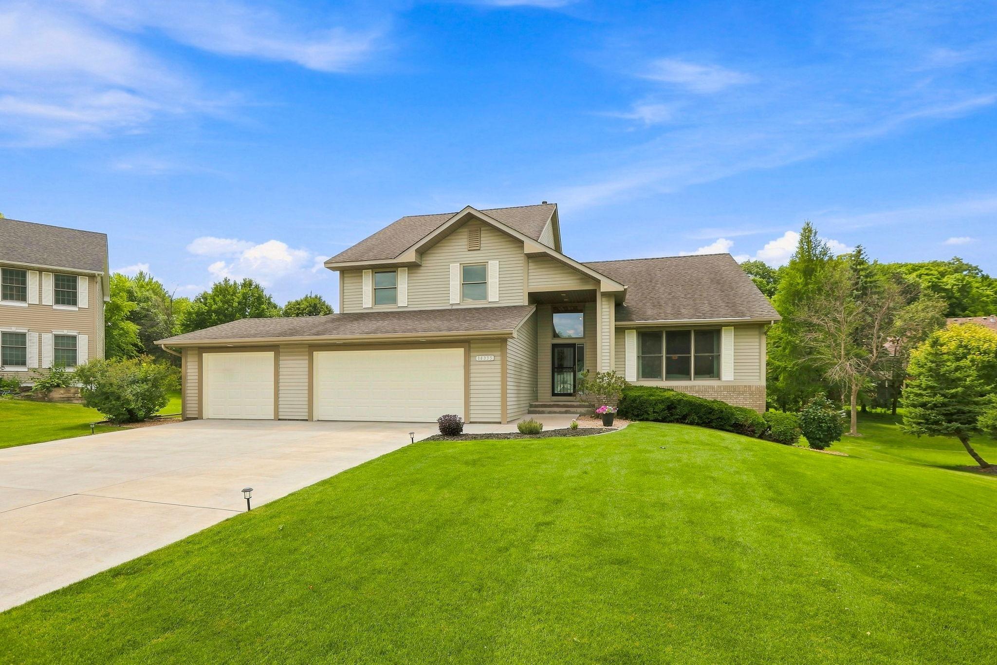 14335 48th Avenue N — photo