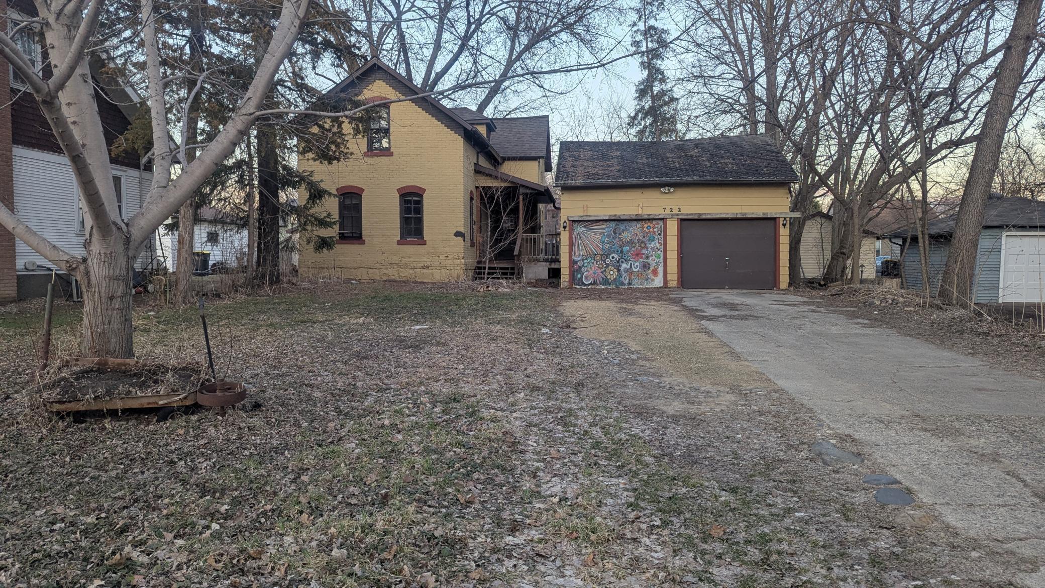 722 Range Street — photo