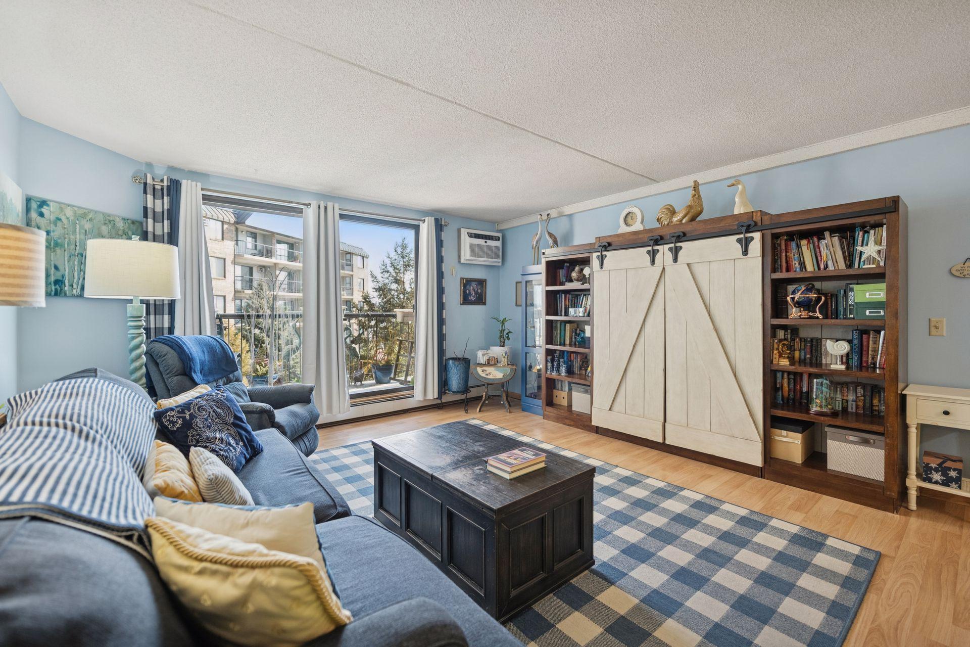 2601 Kenzie Terrace 330 — photo