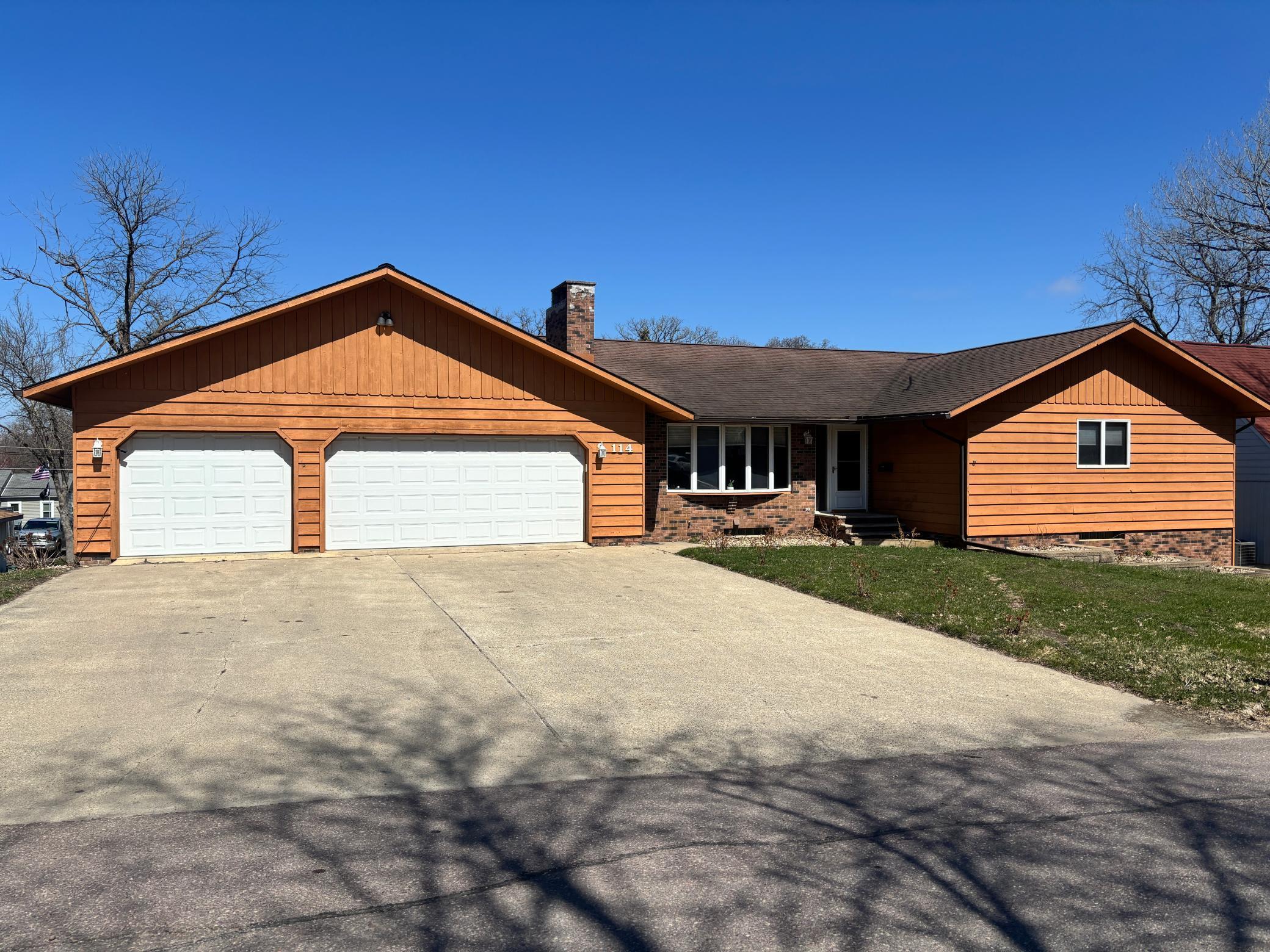 114 Oak Ridge Road — photo