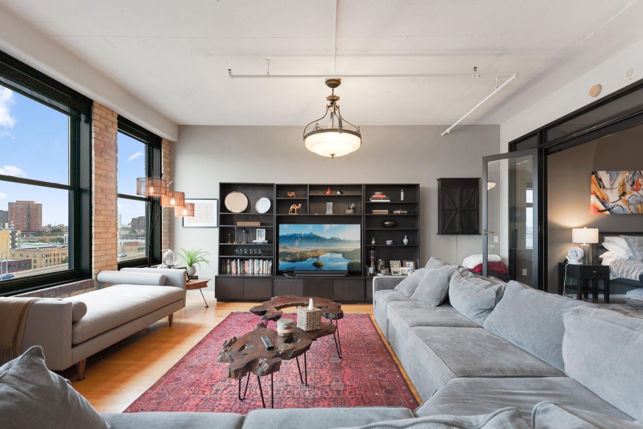 290 Market Street 811 — photo