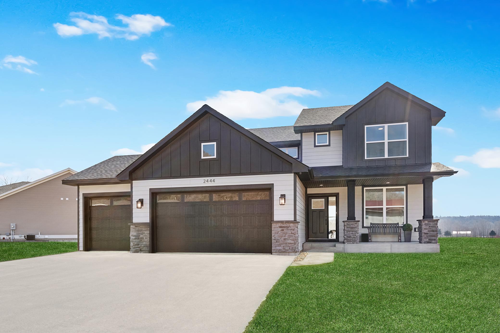 2444 Hadley Hills Drive NE — photo