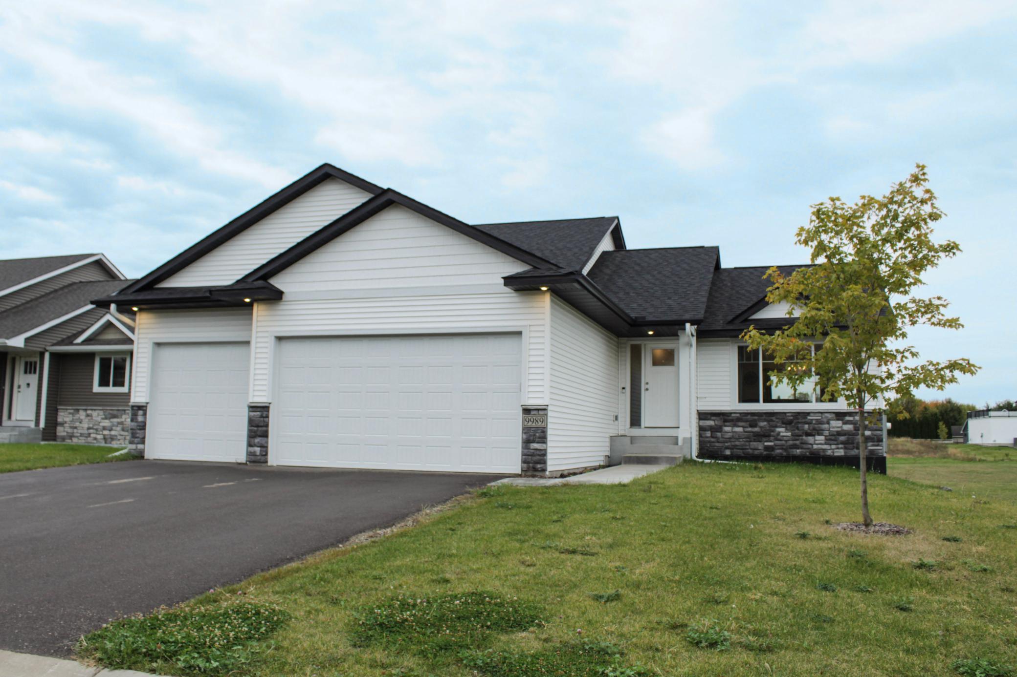 9989 14th Circle NE — photo