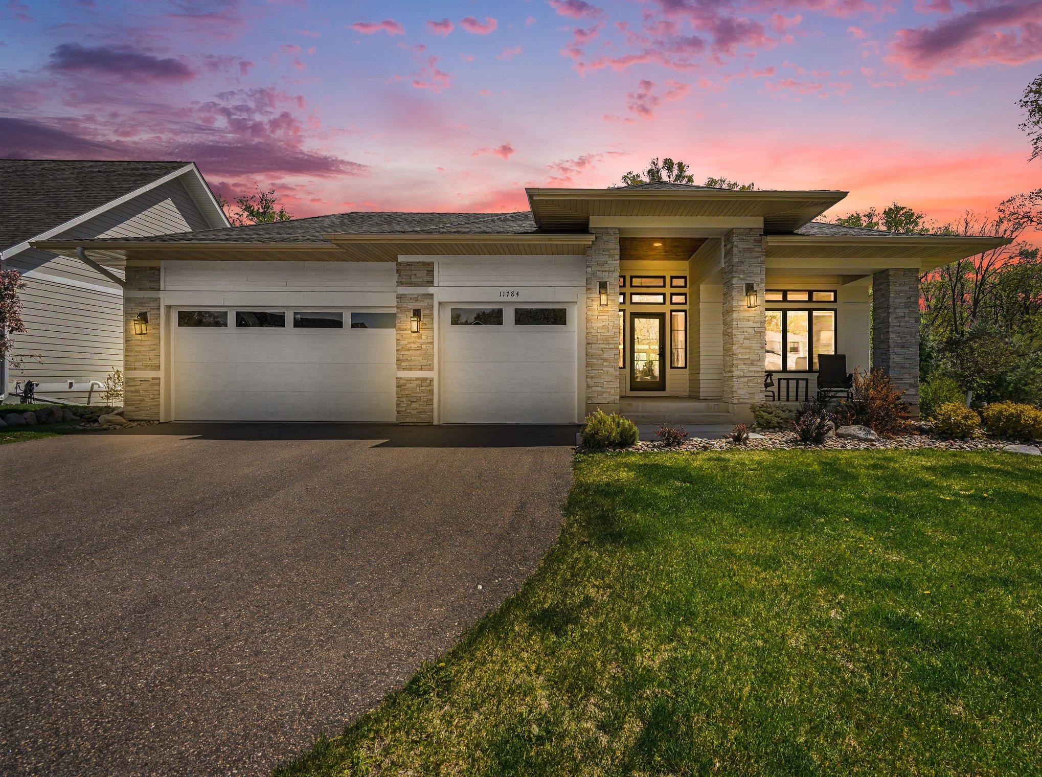 11784 Azure Lane — photo