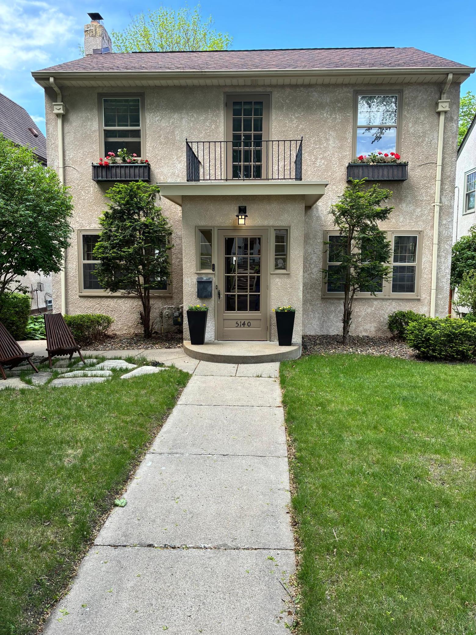 5140 Queen Avenue S — photo