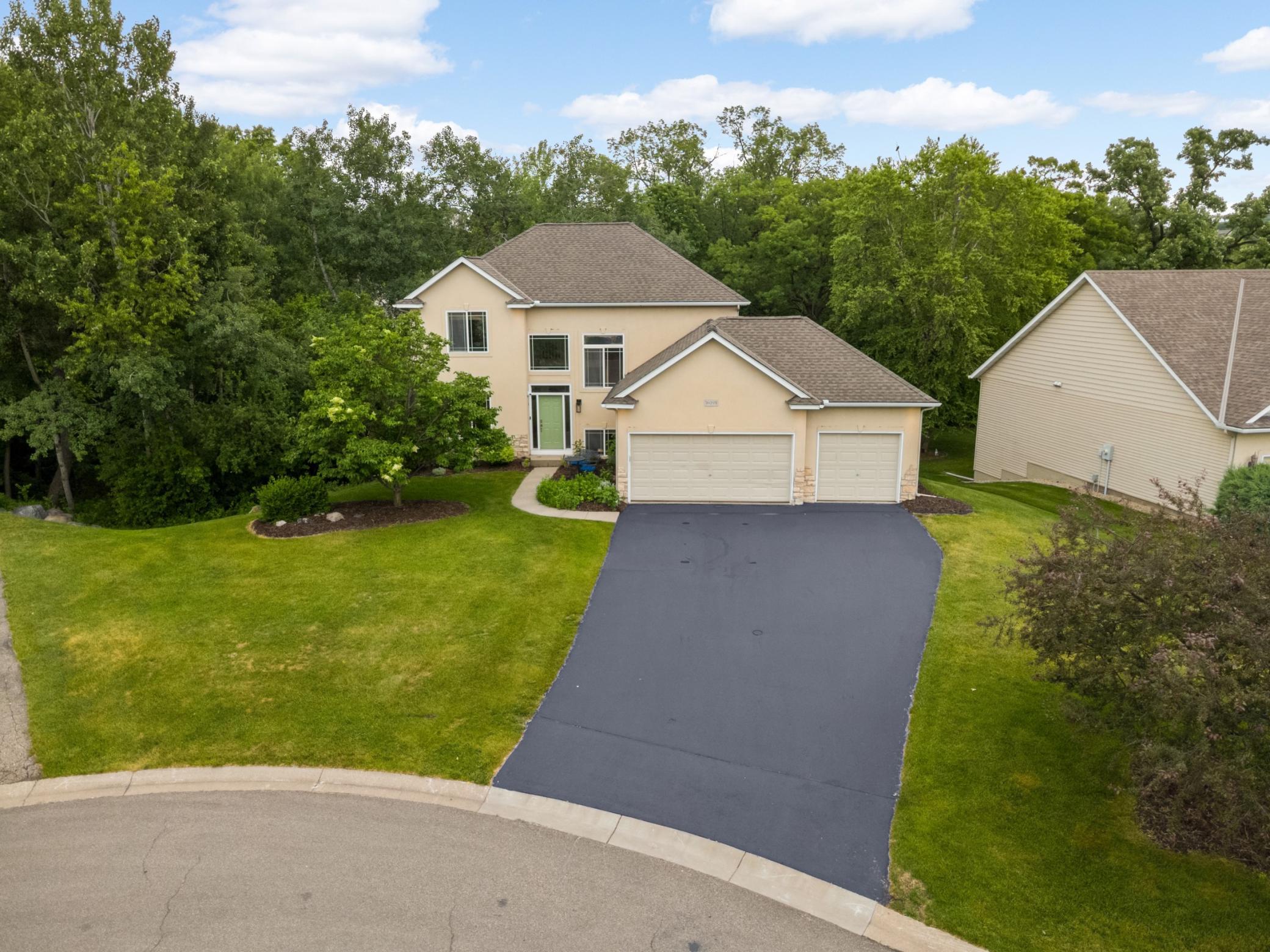 16098 Kennard Court — photo