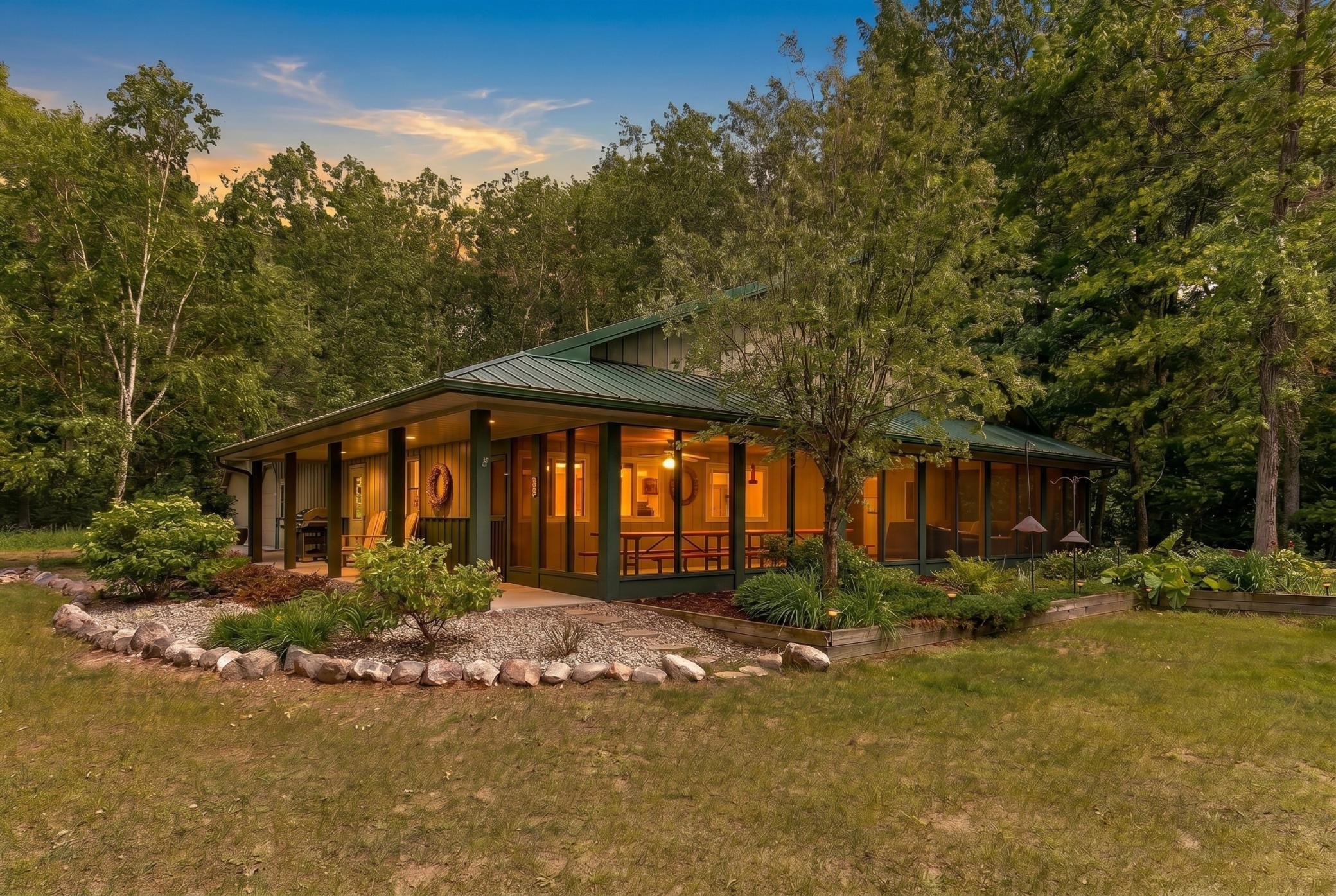11027 Oak Point Road NW — photo