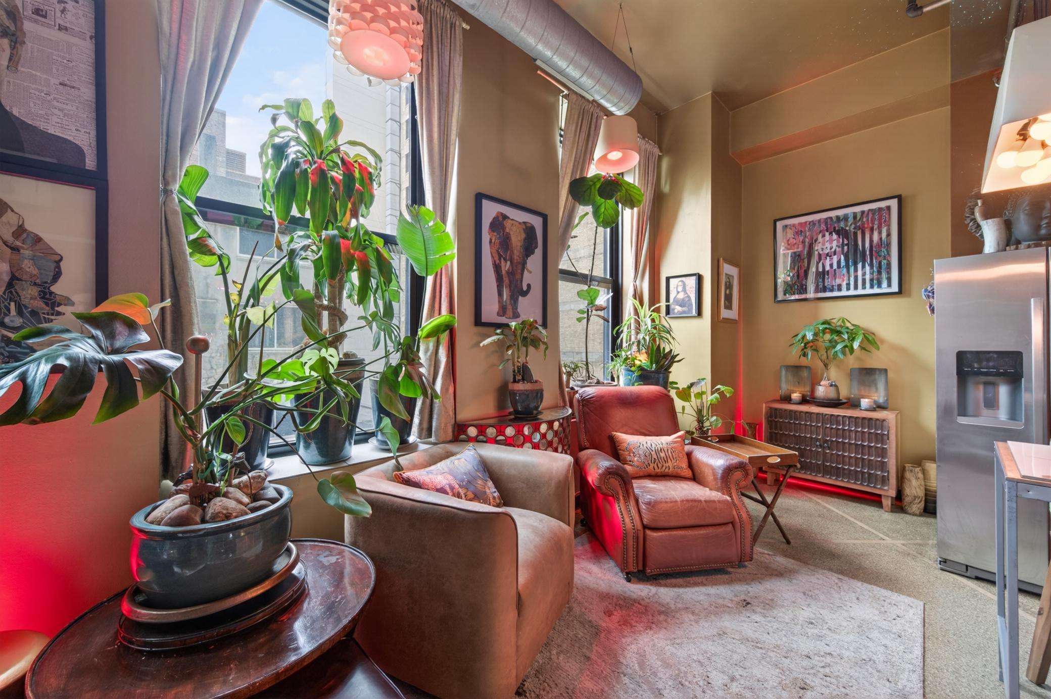 350 Saint Peter Street 511 — photo