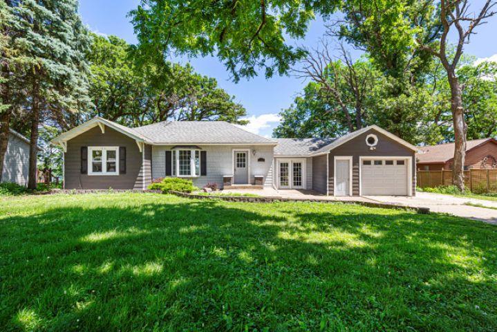 775 Shoreacres Drive — photo