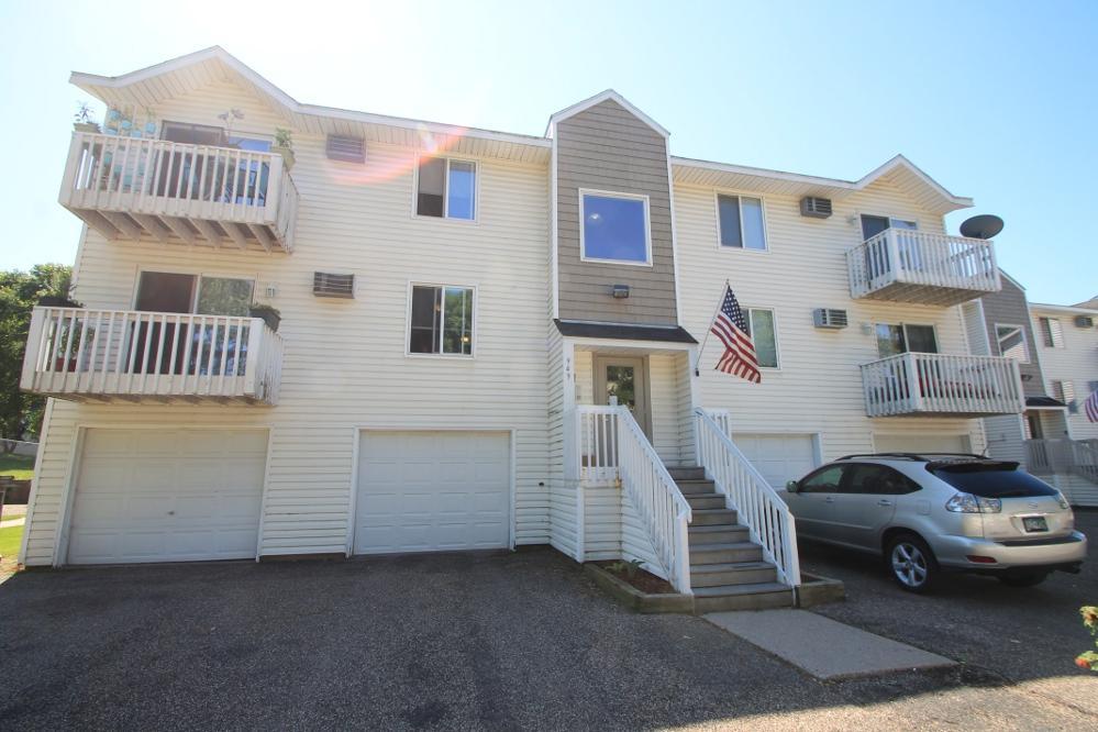 949 Wescott Trail 201 — photo