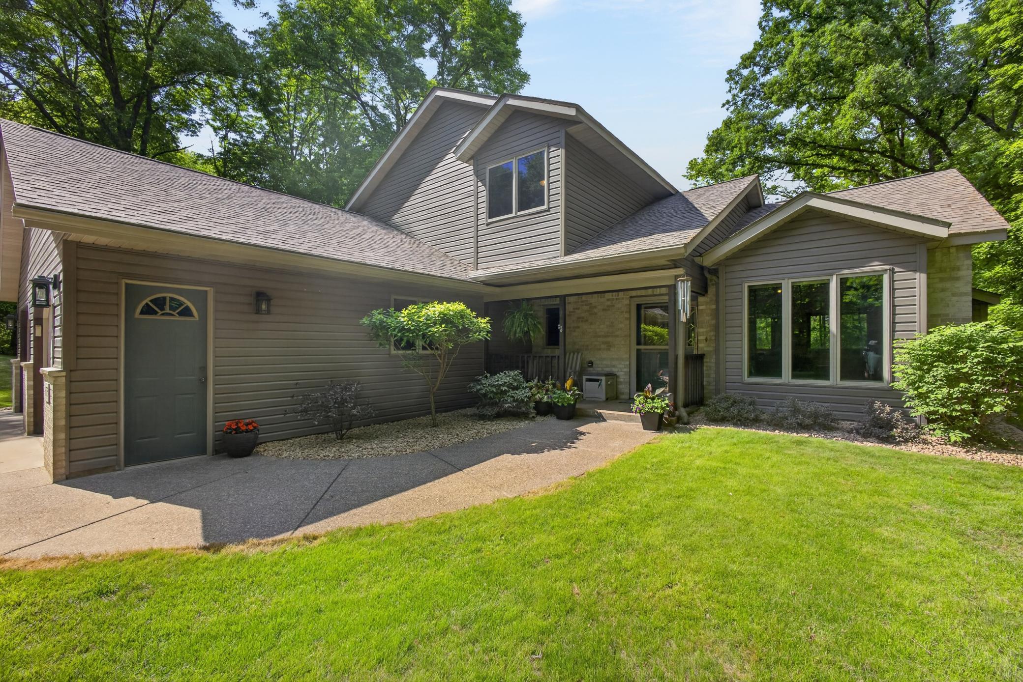 16705 Par Circle SW — photo