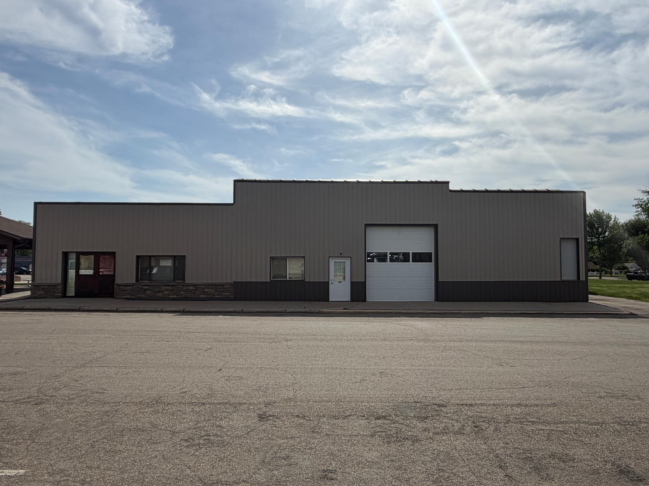101 S Mckenzie Street — photo