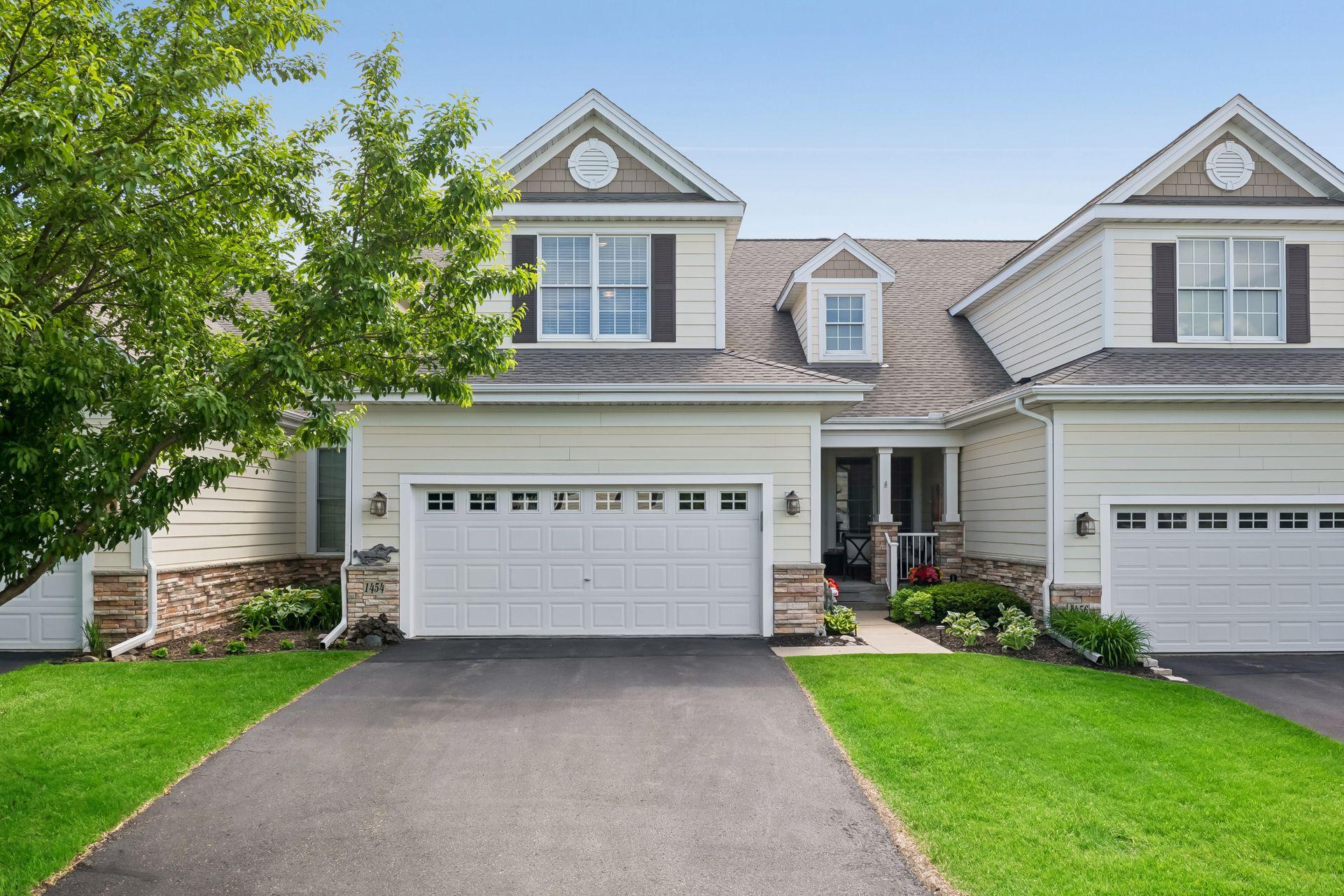 1454 Steeplechase Lane 18 — photo