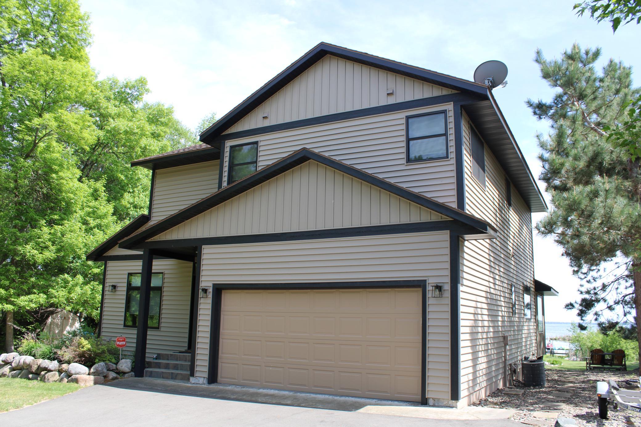 30906 N Lakeview Drive — photo
