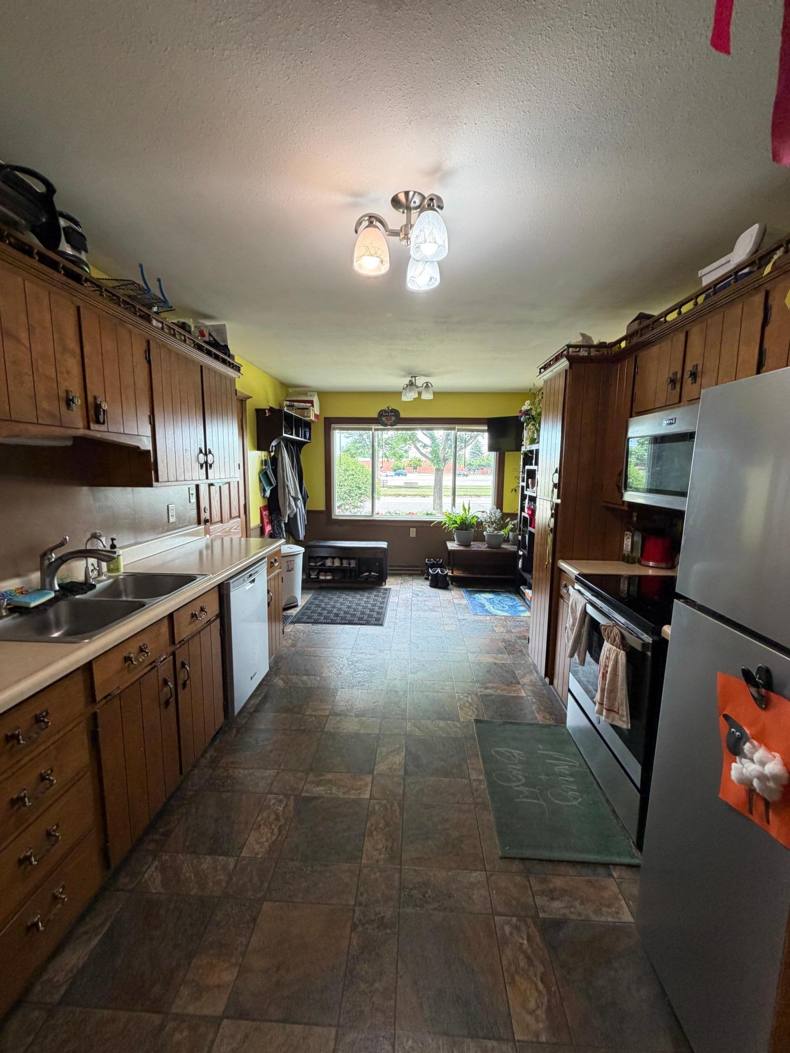 Home in Luverne, MN 56156 — photo 2