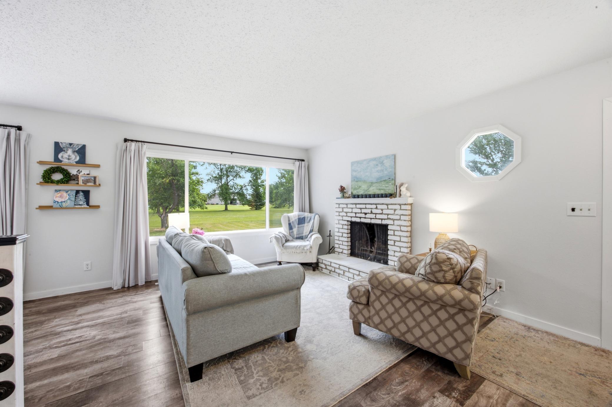 2328 Country Club Parkway — photo