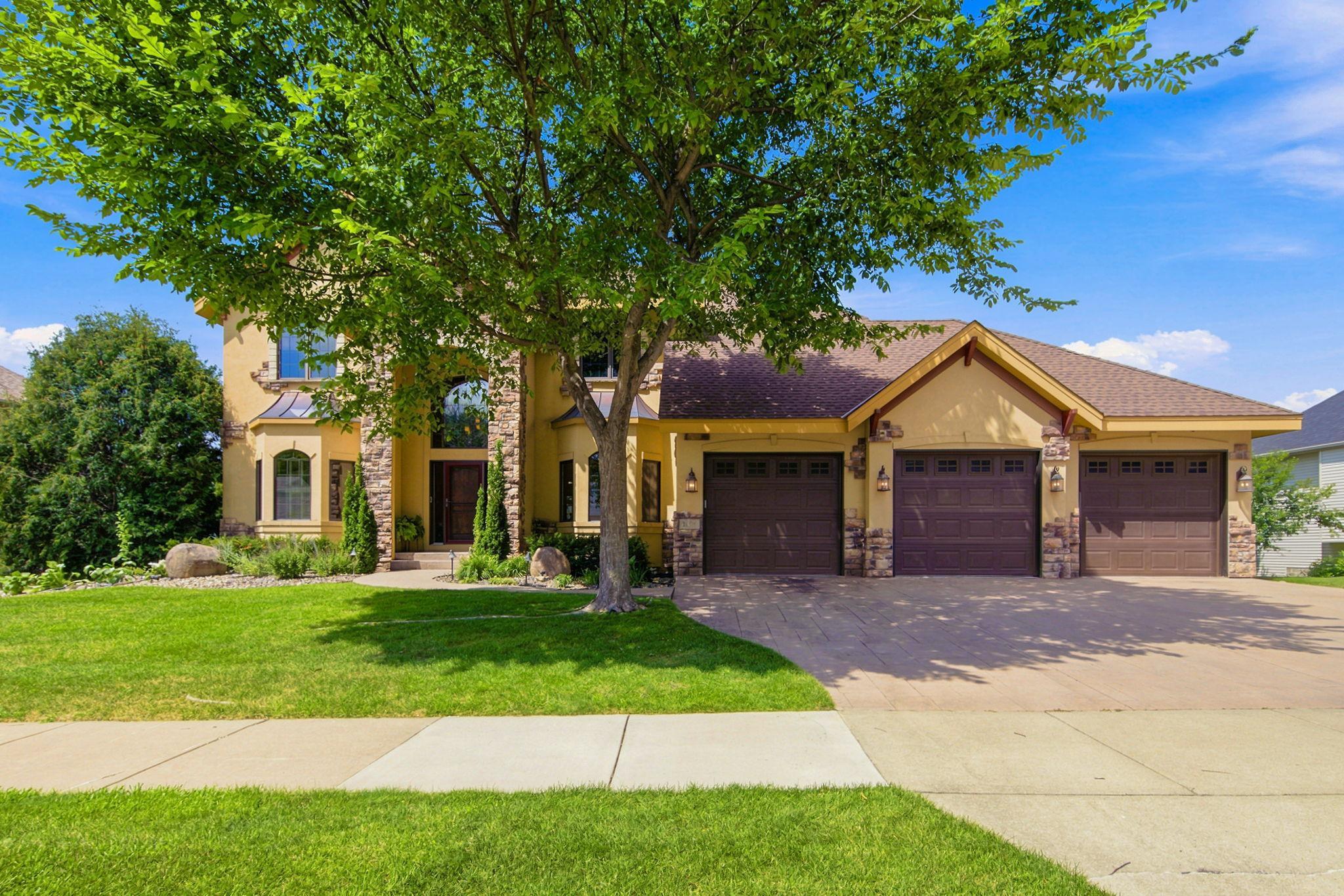 1008 Newhall Drive — photo