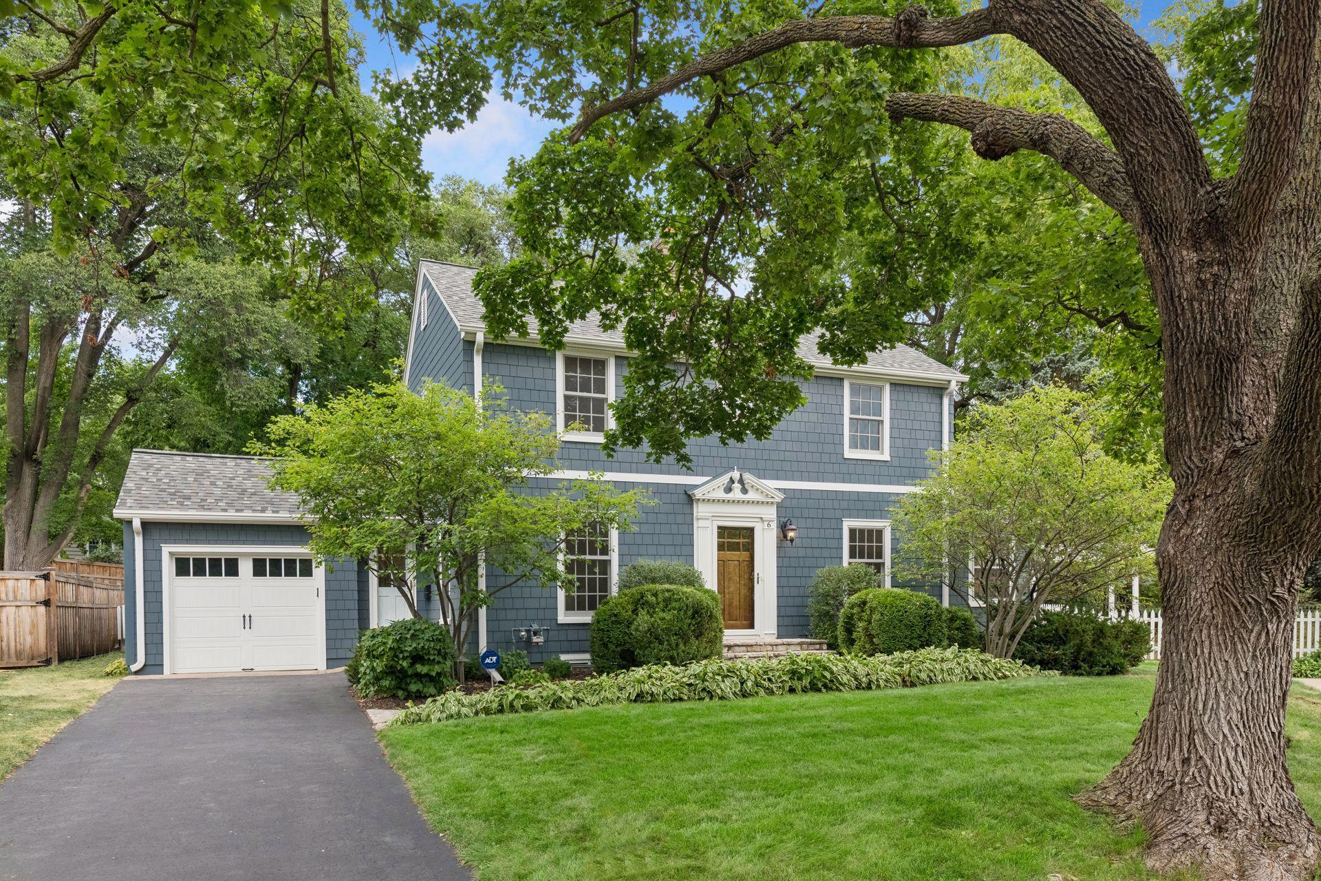 6 Edina Court — photo
