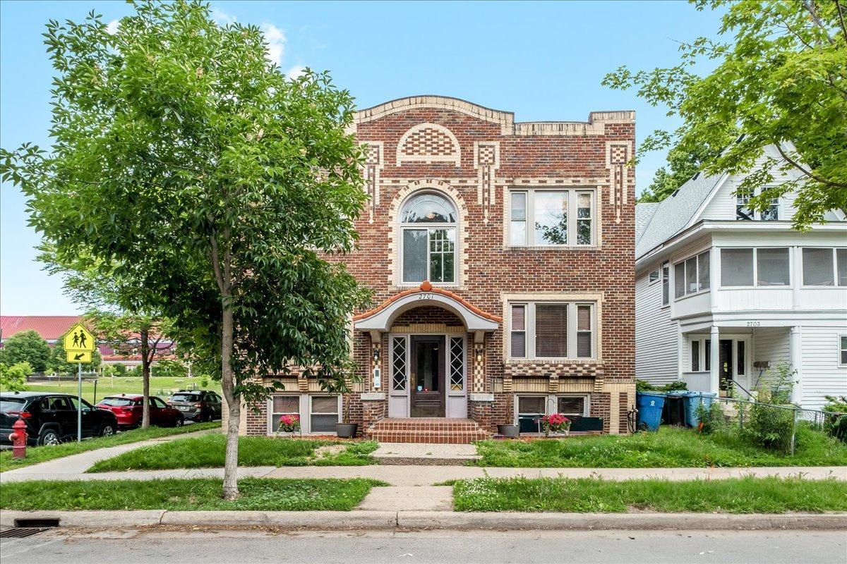 2701 Harriet Avenue 202 — photo